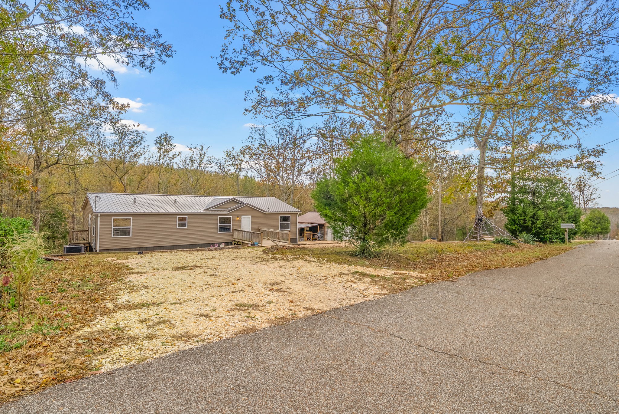 197 Old Homestead Rd Property Photo 6