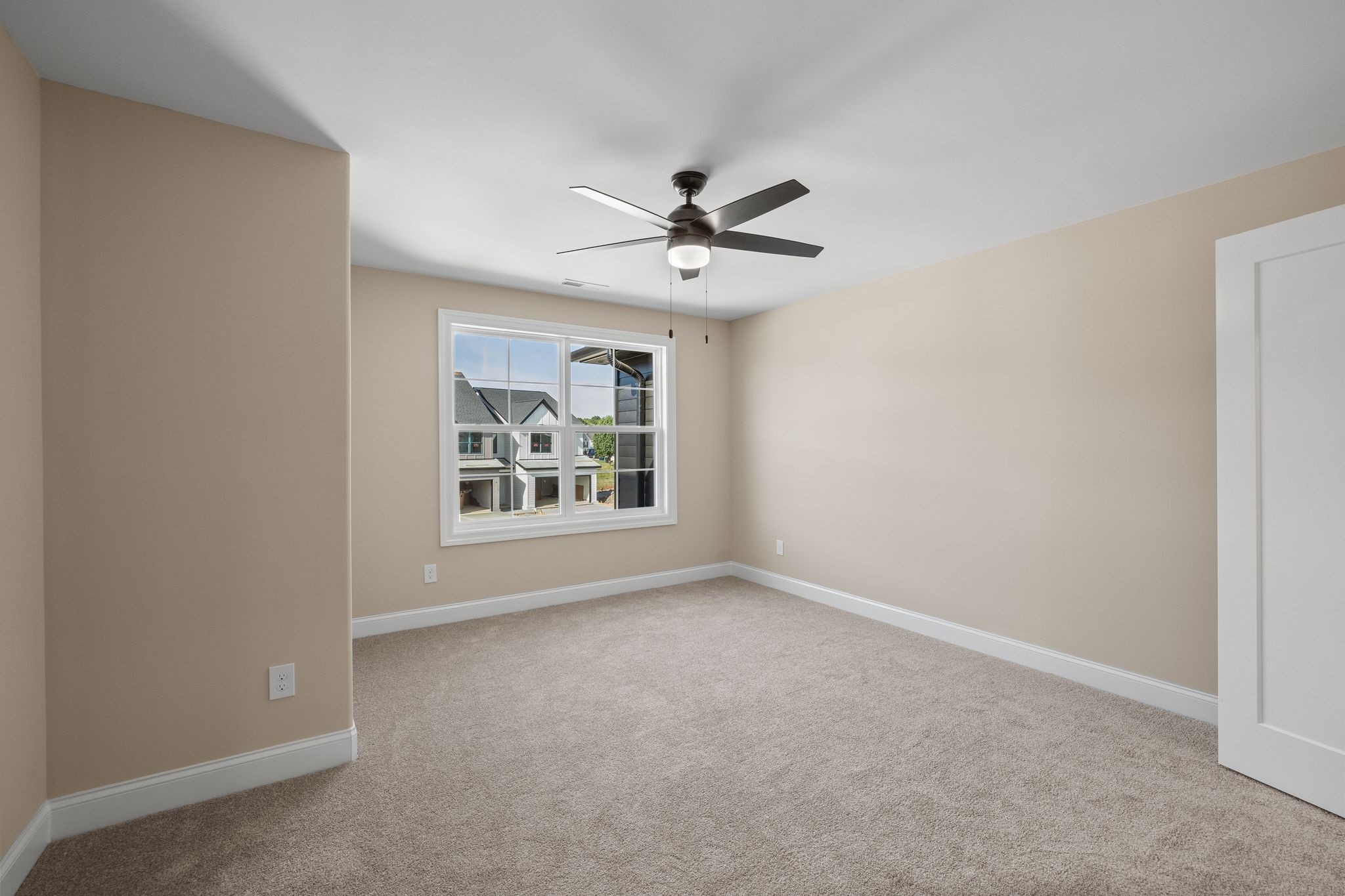 1916 Gracie Bug Loop Property Photo 32