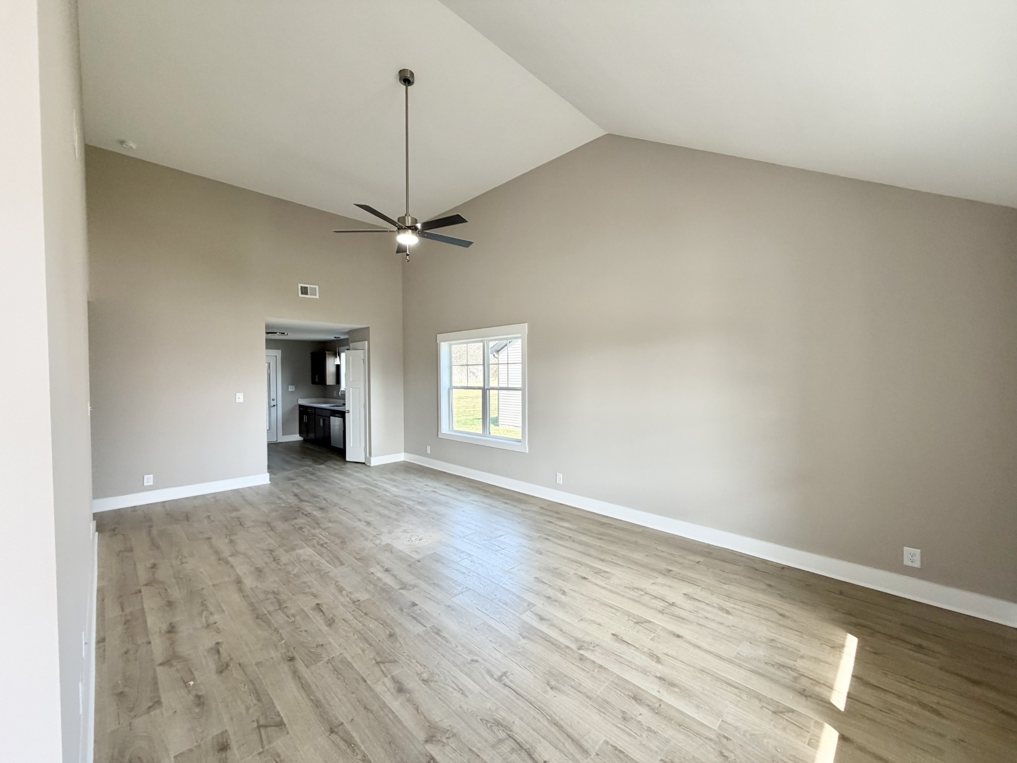 18 Echo Ridge Property Photo 4