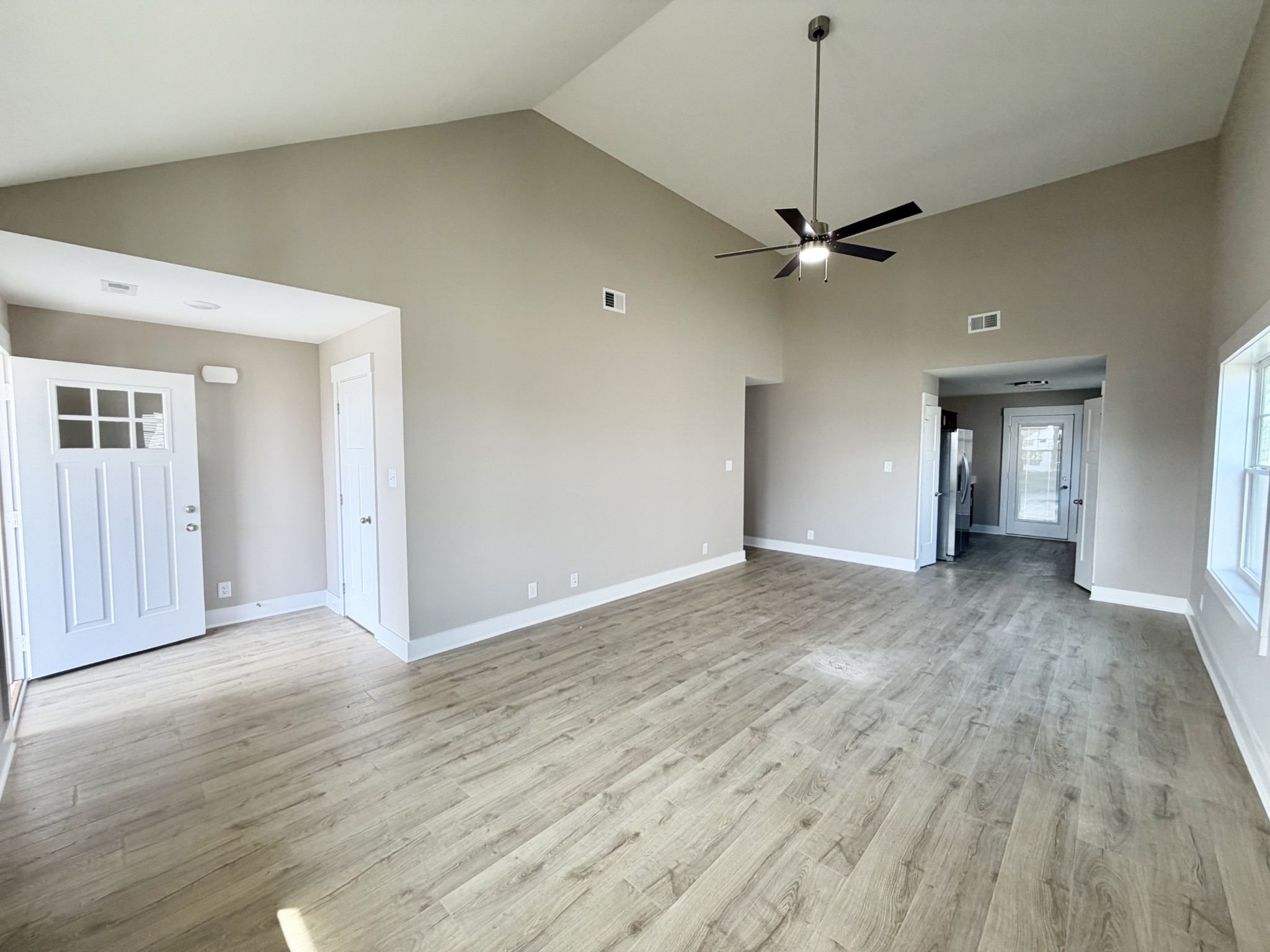 18 Echo Ridge Property Photo 5