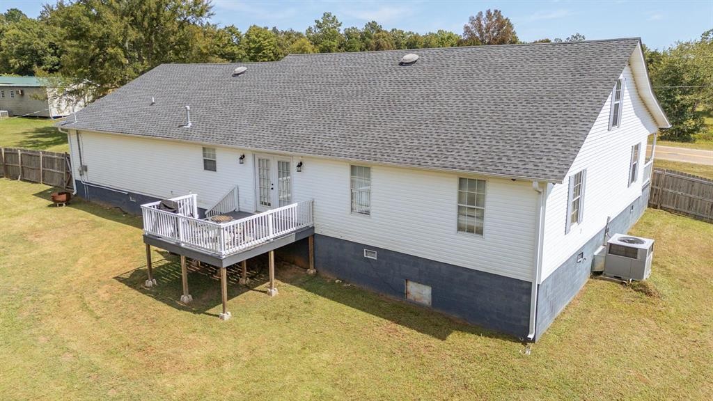 30355 Highway 69 Property Photo 7