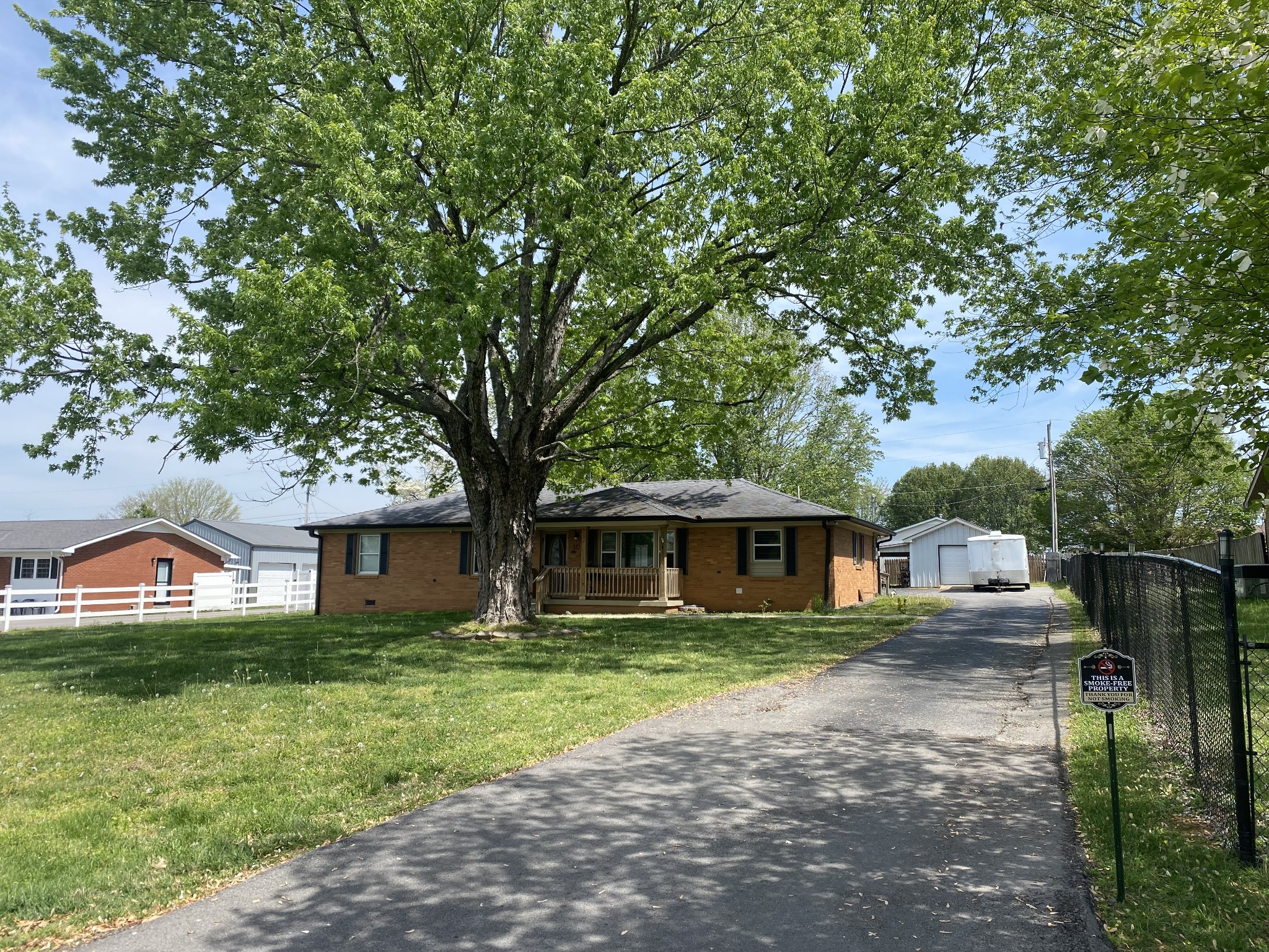 115 Sunset Pl