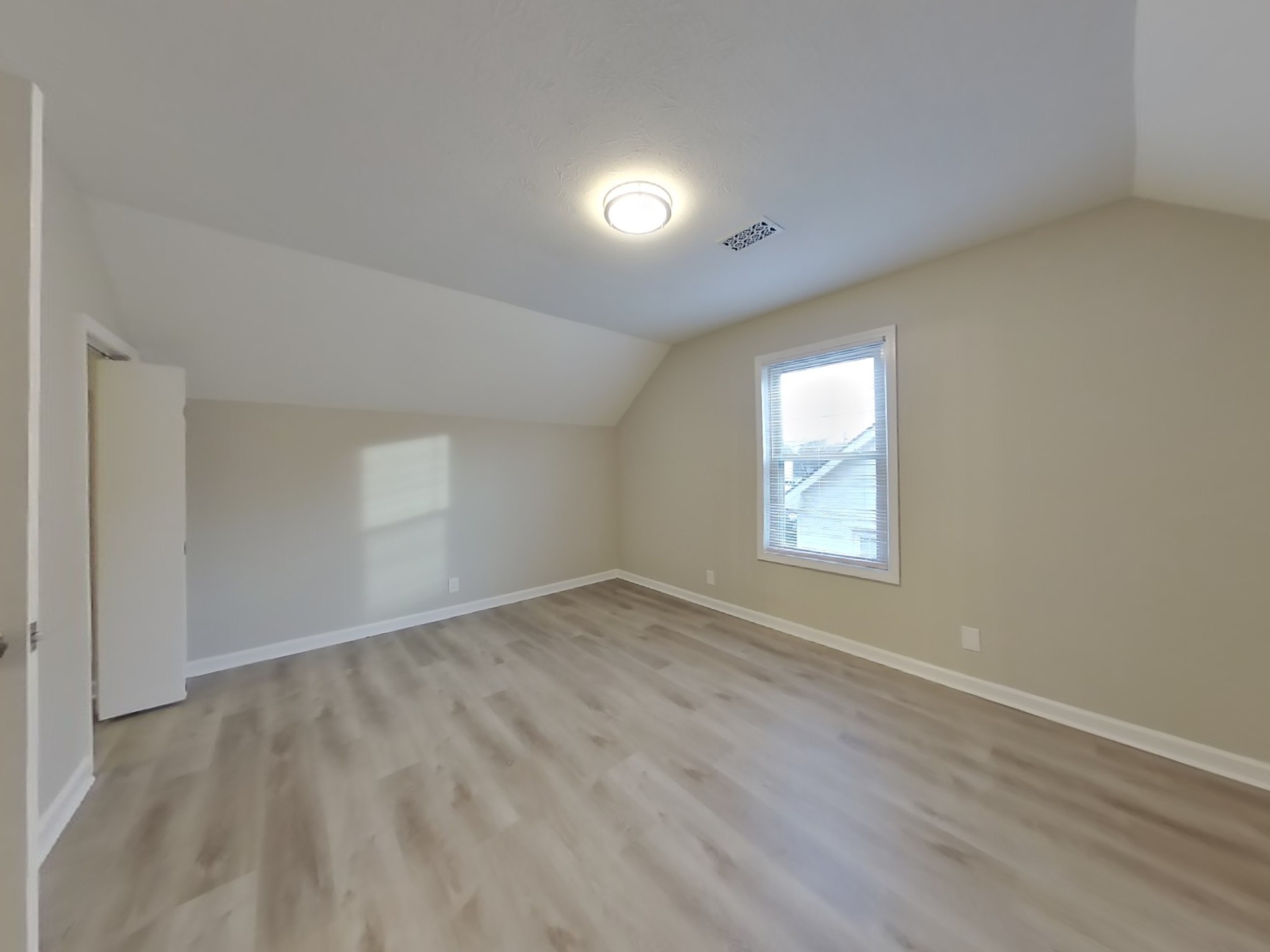 426 Kinsey Blvd Property Photo 14