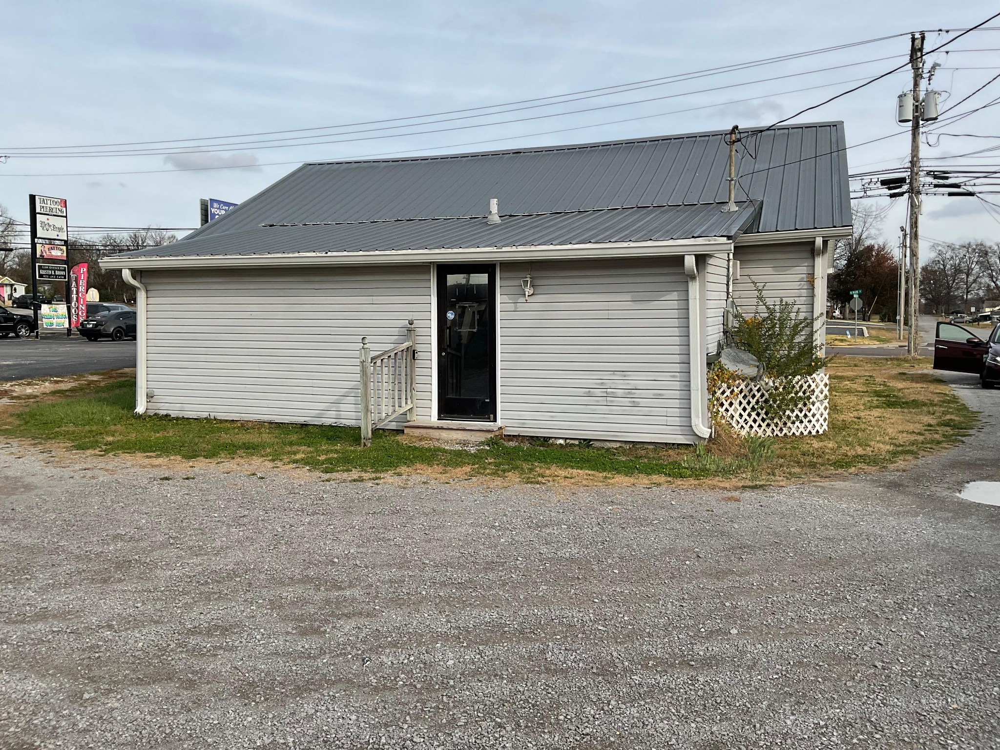 1301 N Main St Property Photo 4