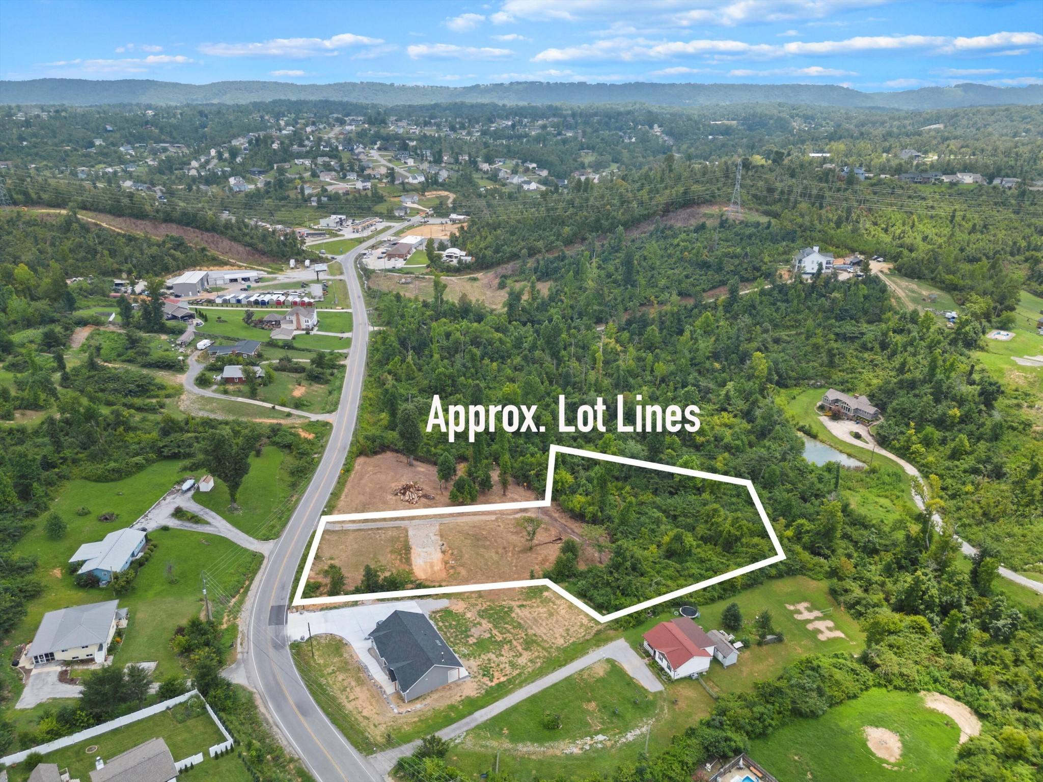 8016 Standifer Gap Road Property Photo 1