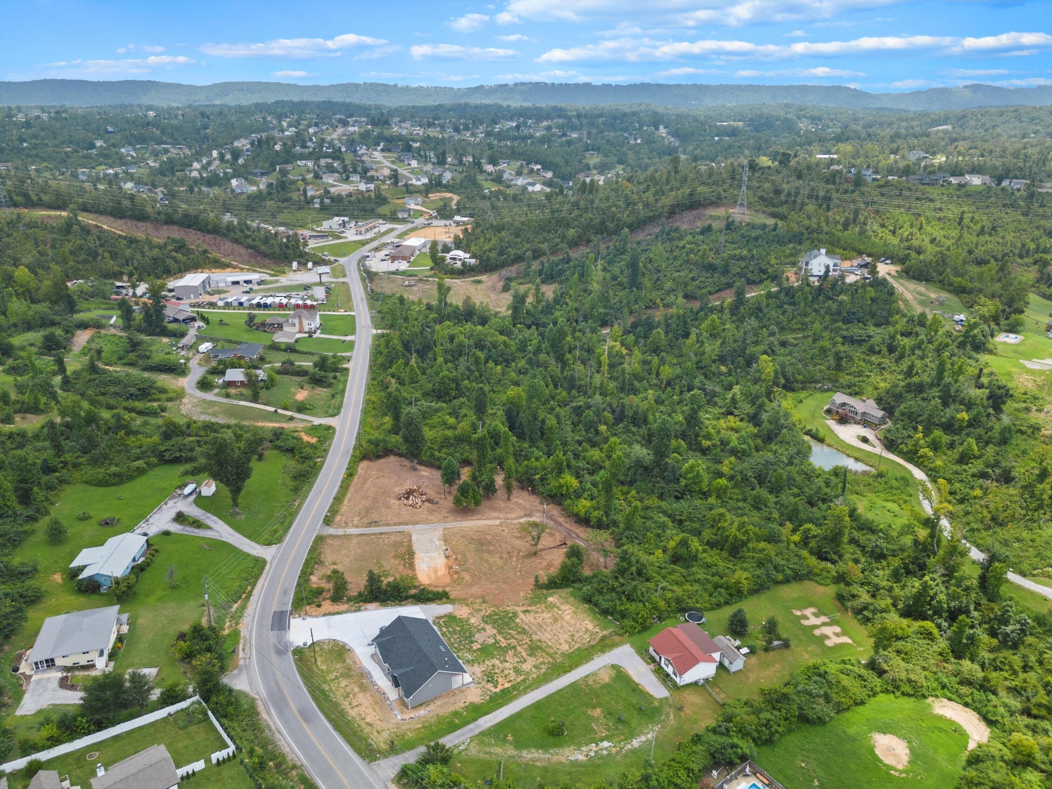8016 Standifer Gap Road Property Photo 4