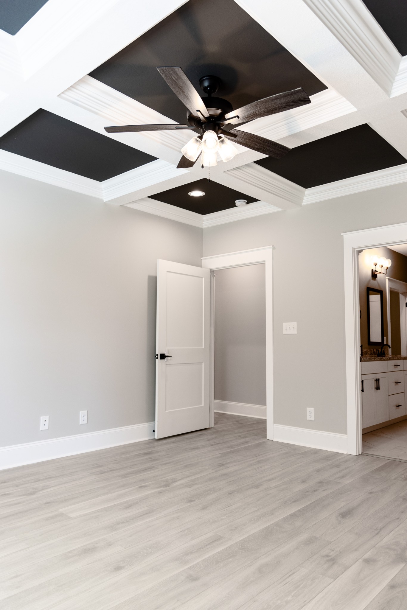 1088 Veridian Drive Property Photo 11