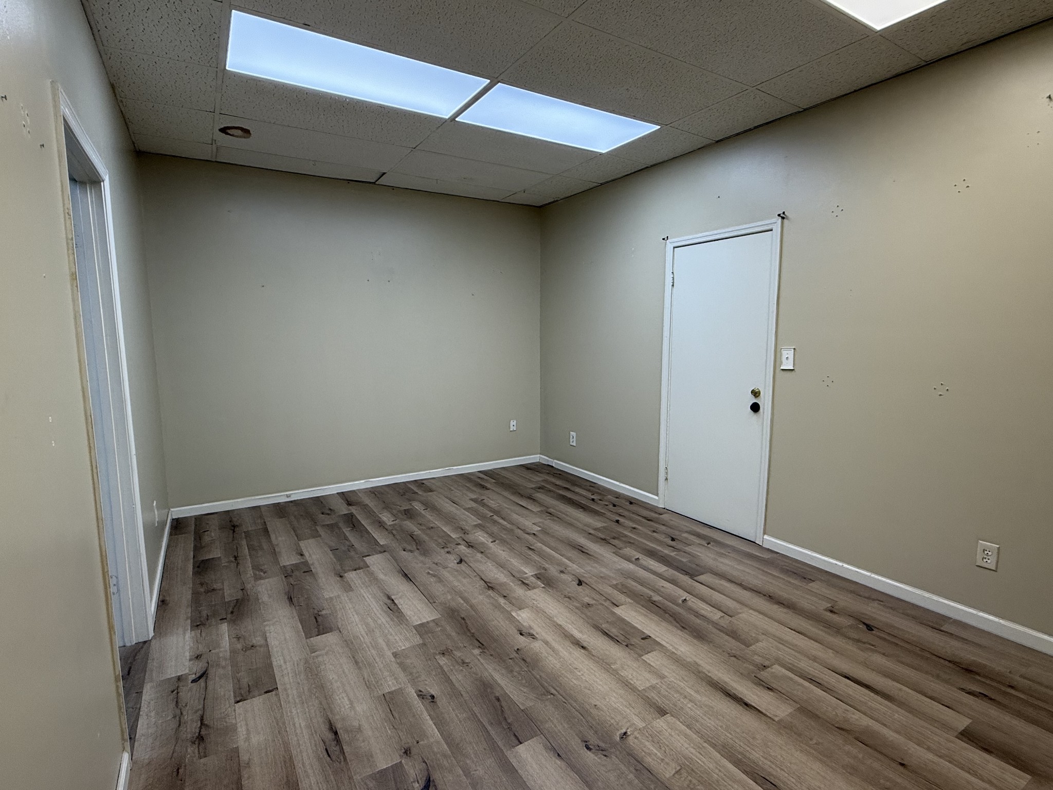 311 N Jackson St Property Photo 6