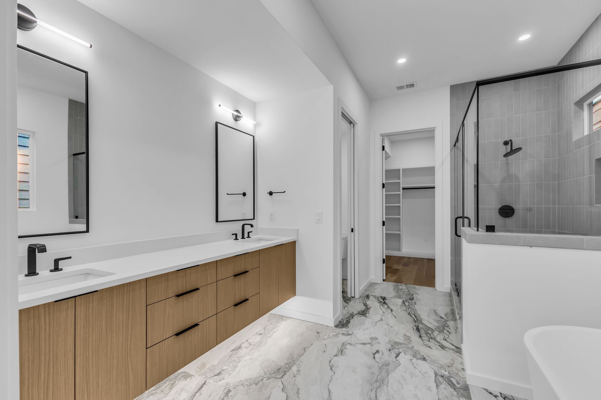 125 Modern Valley Property Photo 17