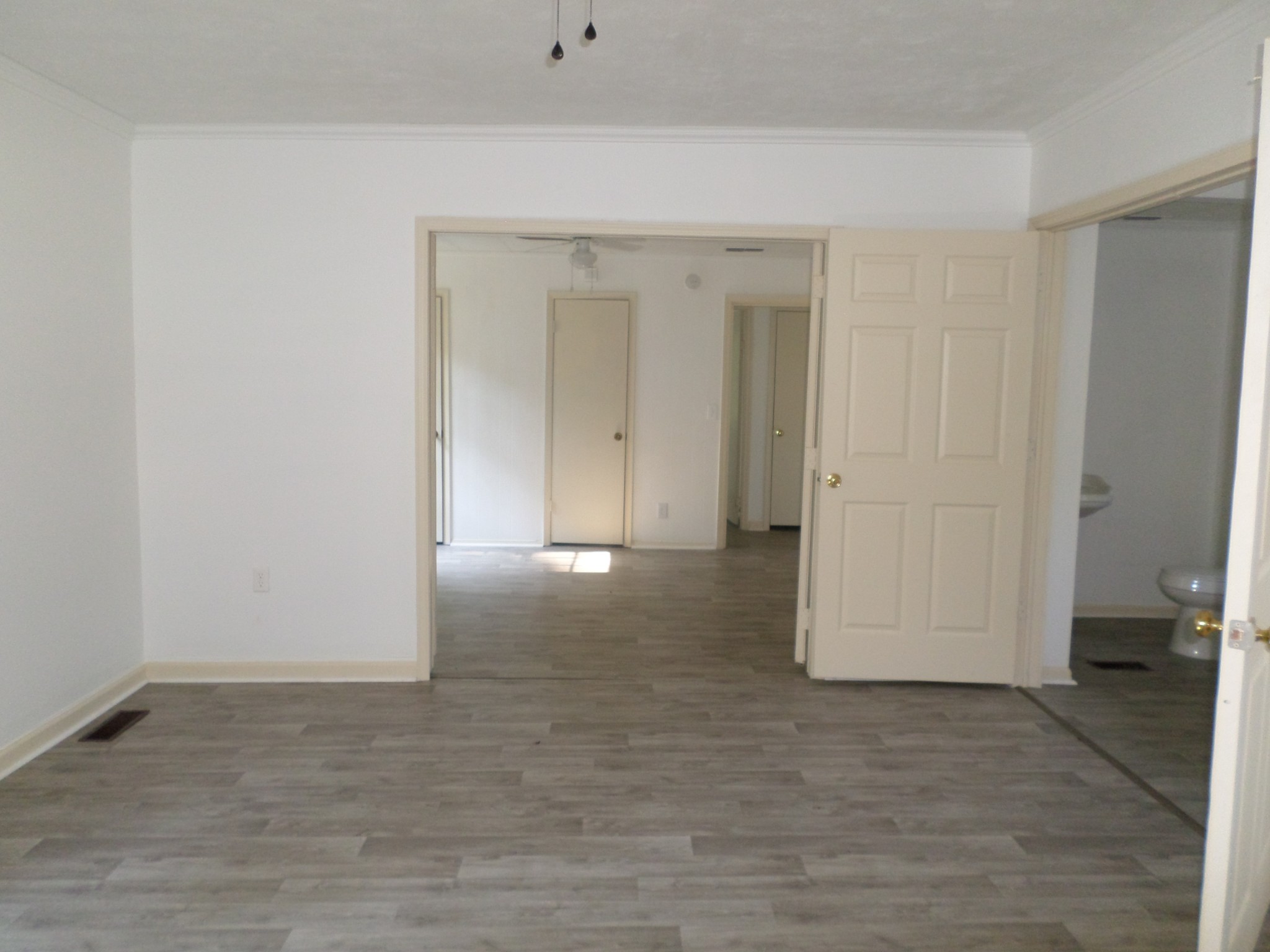 200 Cross St Property Photo 23