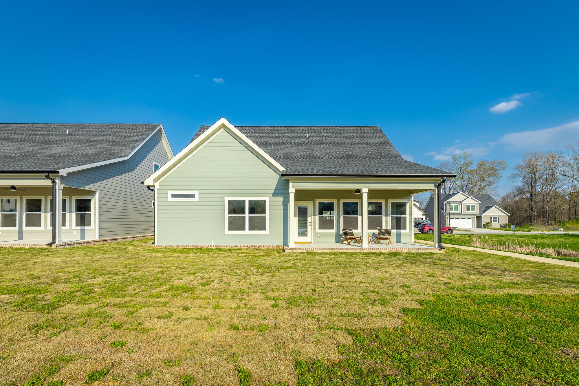 404 Willow Grove Court Property Photo 8