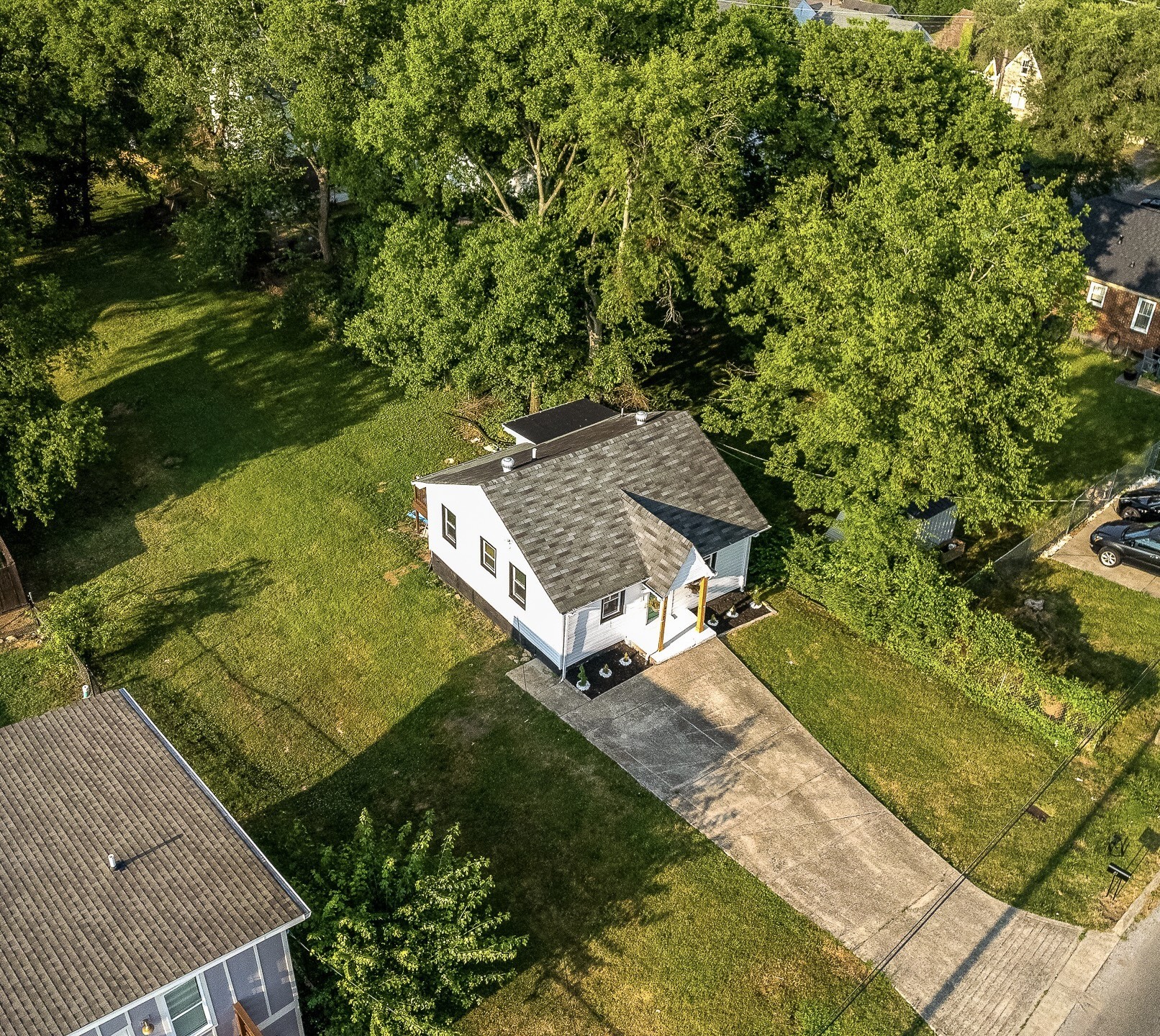 1435 Litton Ave Property Photo 1