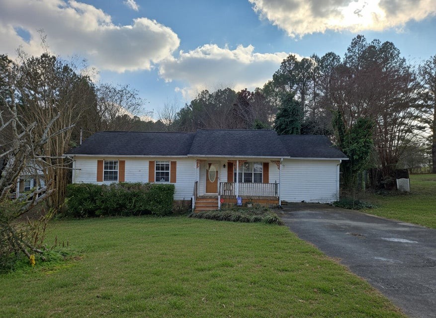 225 County Road 587 Property Photo 1