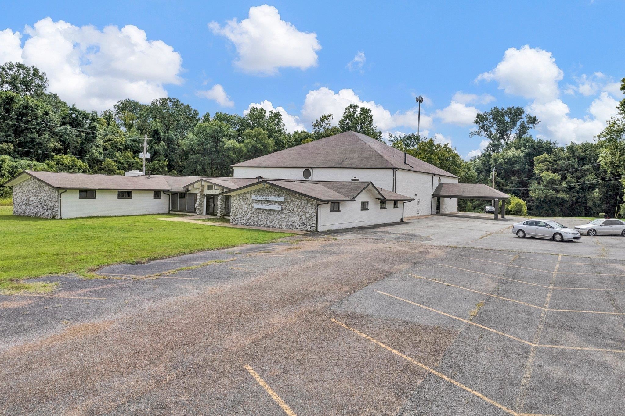 6368 US Hwy 51