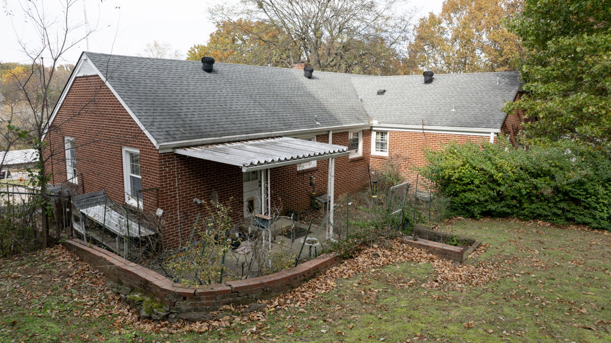 5703 Vine Ridge Dr Property Photo 2