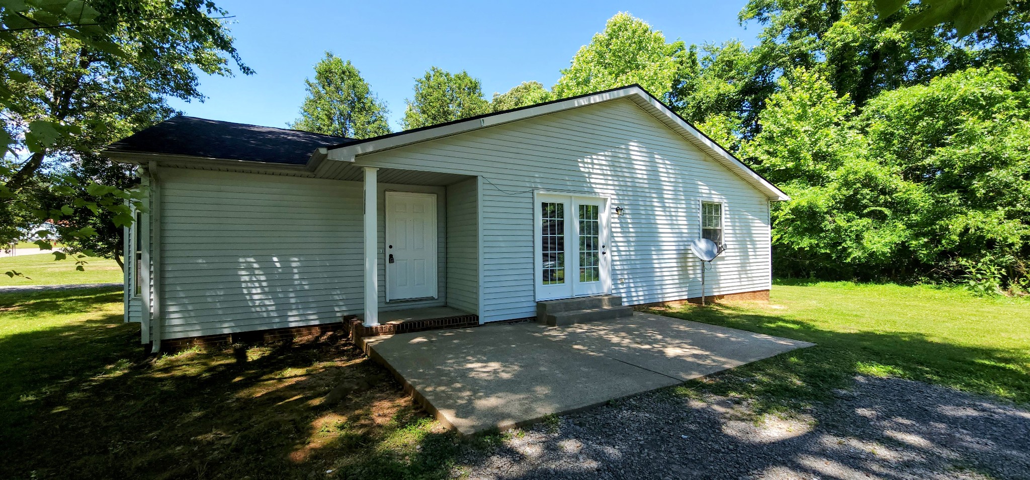 1485 Nichols Dr Property Photo 2