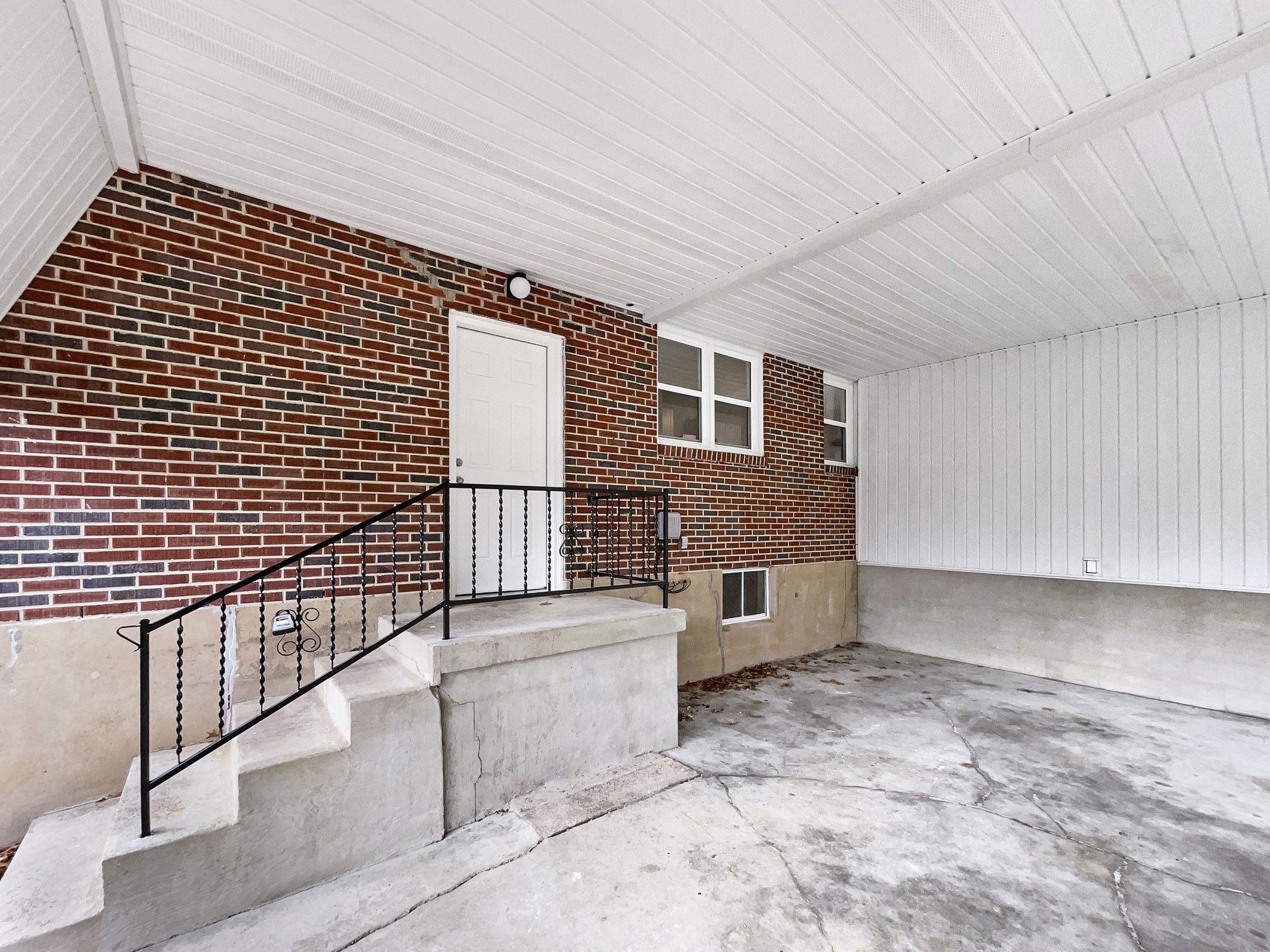 501 Colburn Dr Property Photo 14