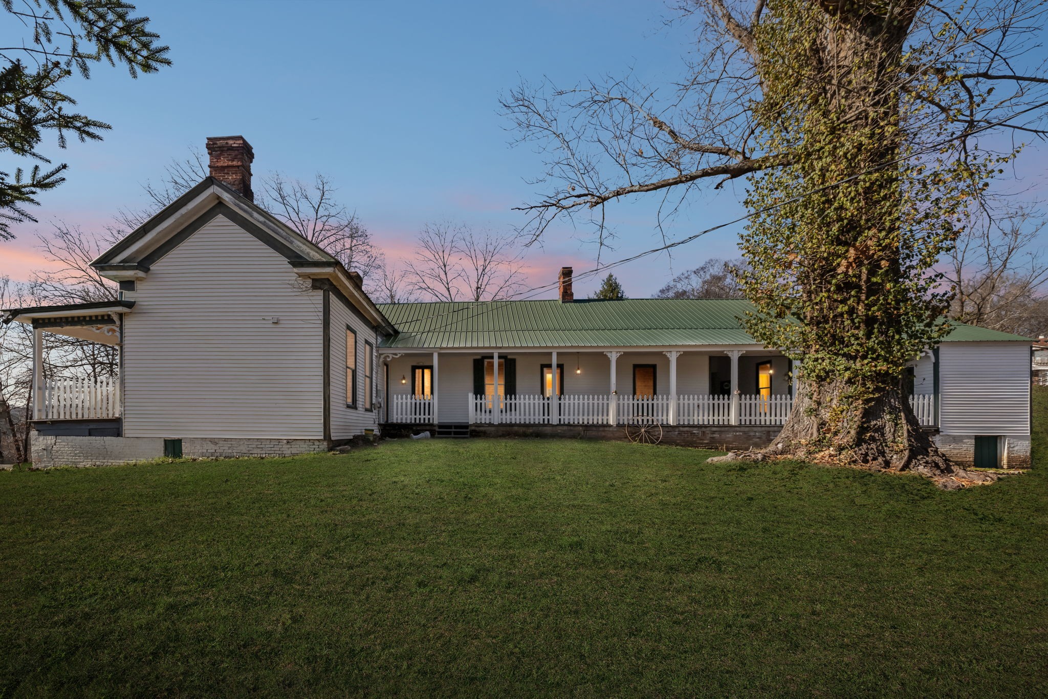 375 Highway 13, N Property Photo 1