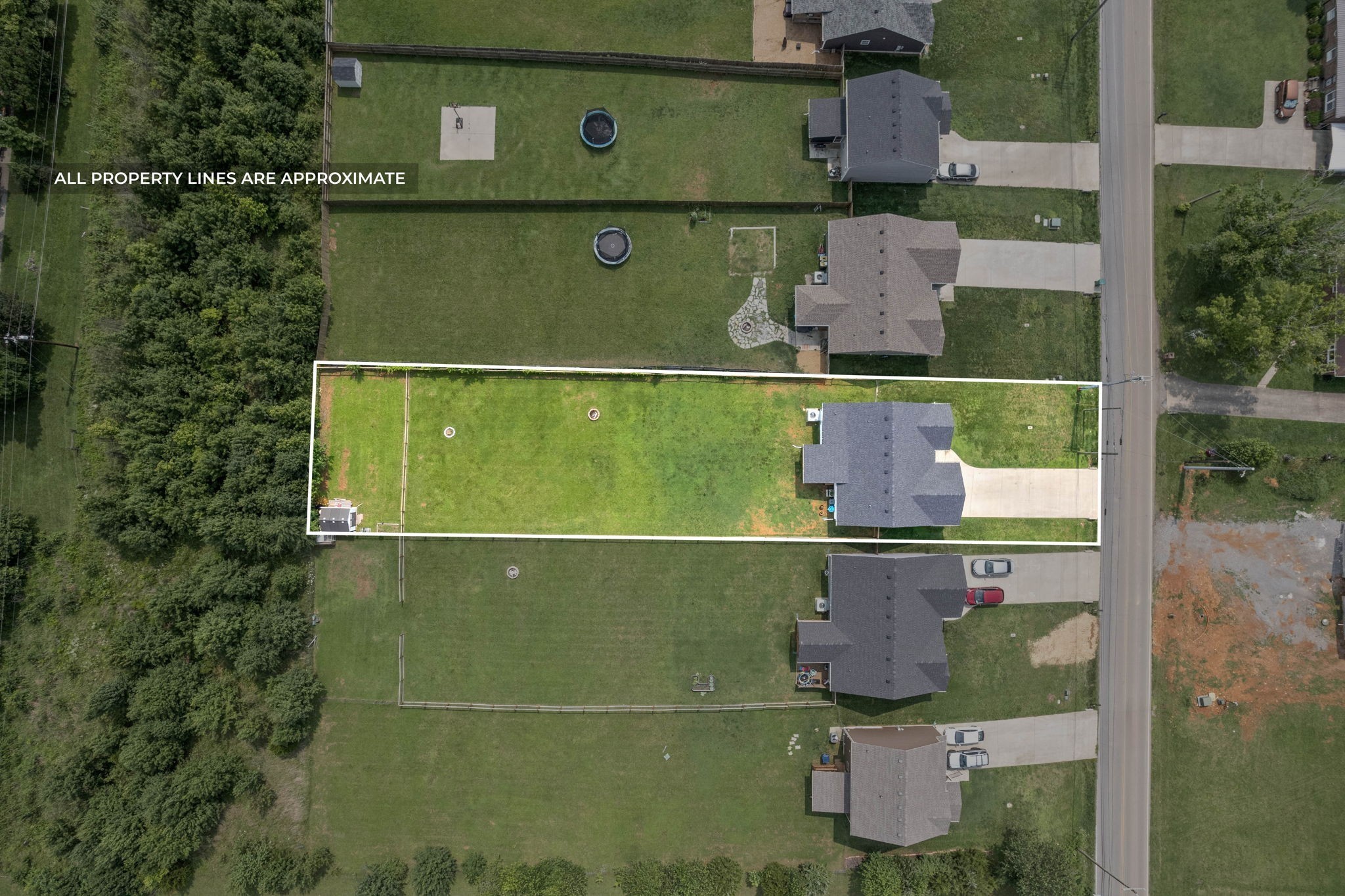 313 Peterson Ln Property Photo 1