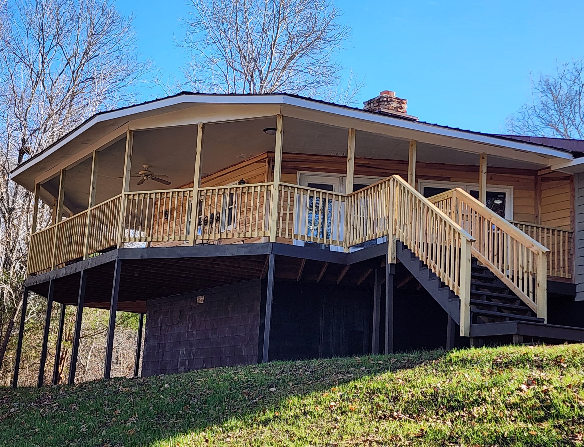 440 Deer Creek Rd Property Photo 1