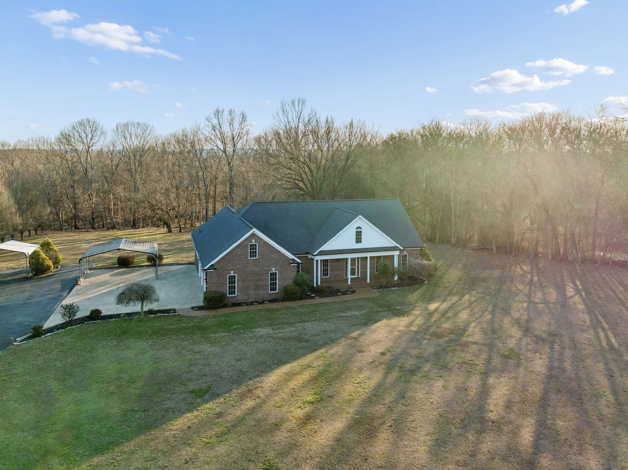 1366 Iron Bridge Rd Property Photo 1