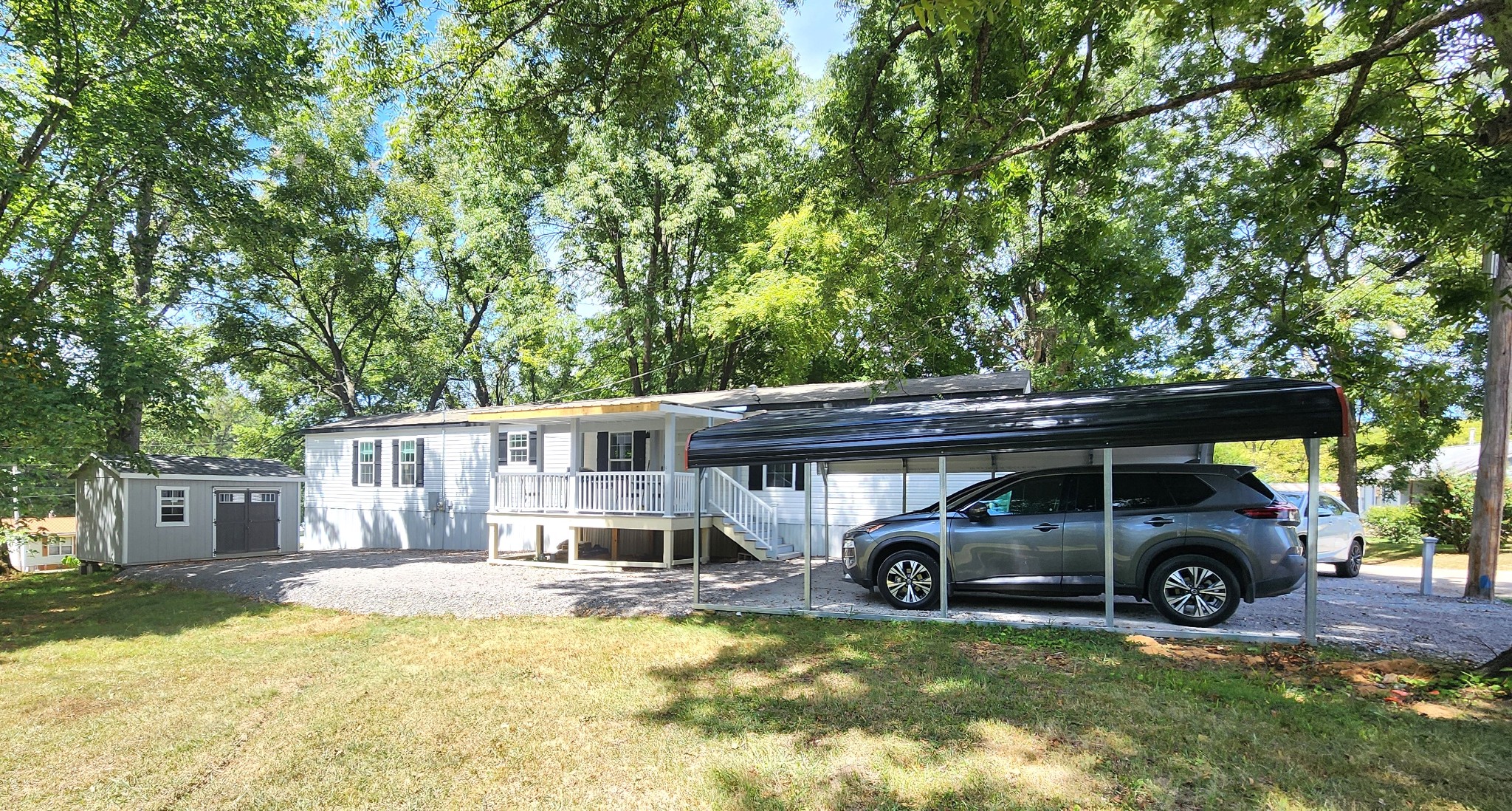 23 Yates St Property Photo 1