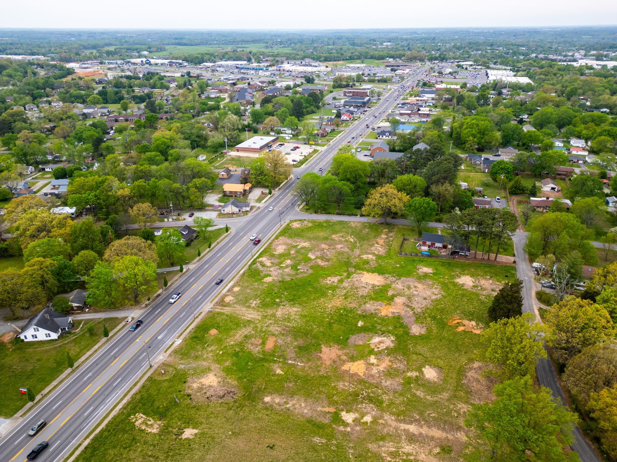 2504 Memorial Blvd Property Photo 1