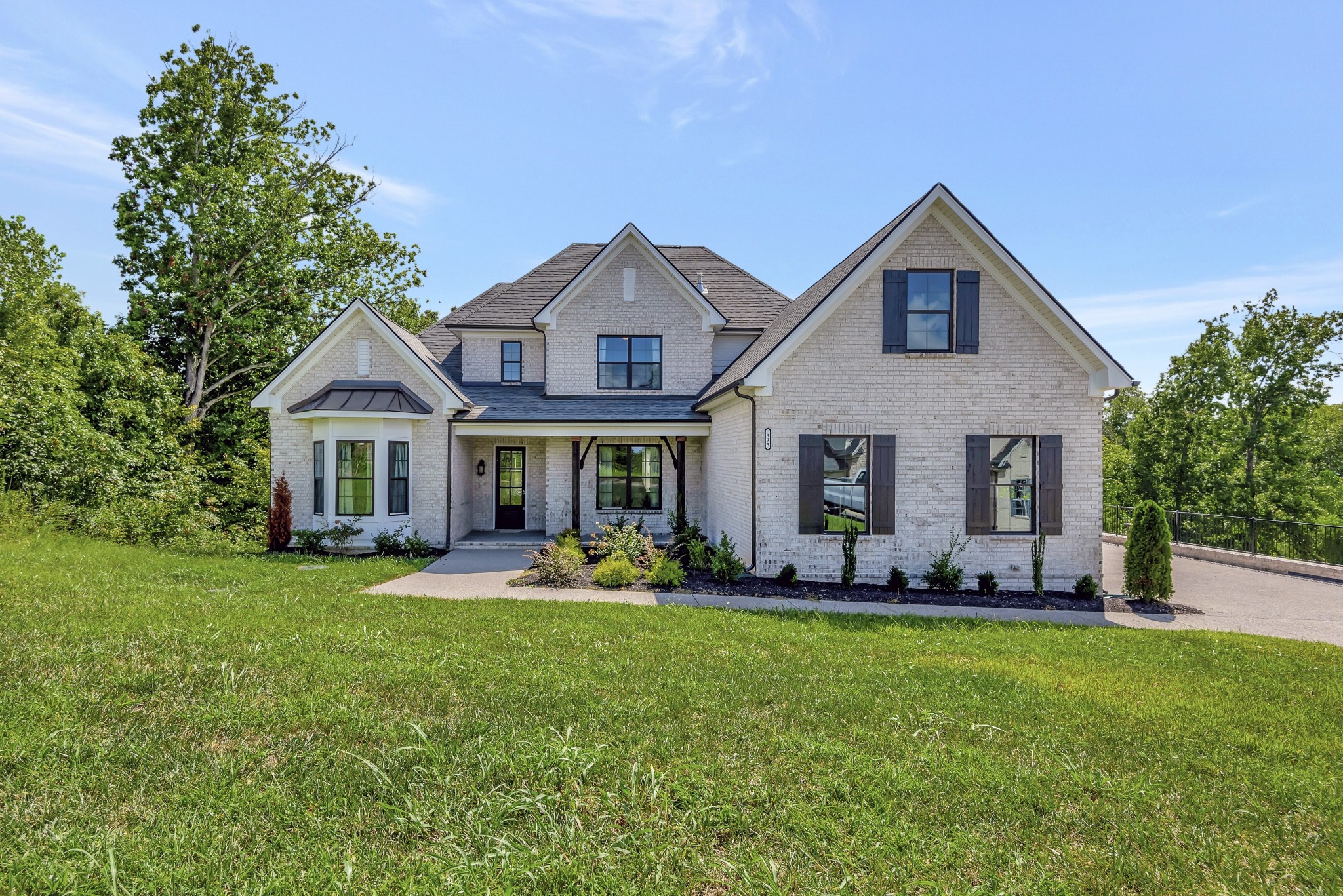 124 Candice Court Property Photo 1