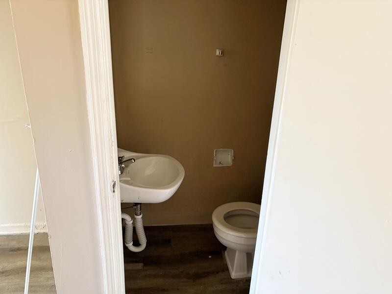 5273 Flowering Peach Dr Property Photo 7