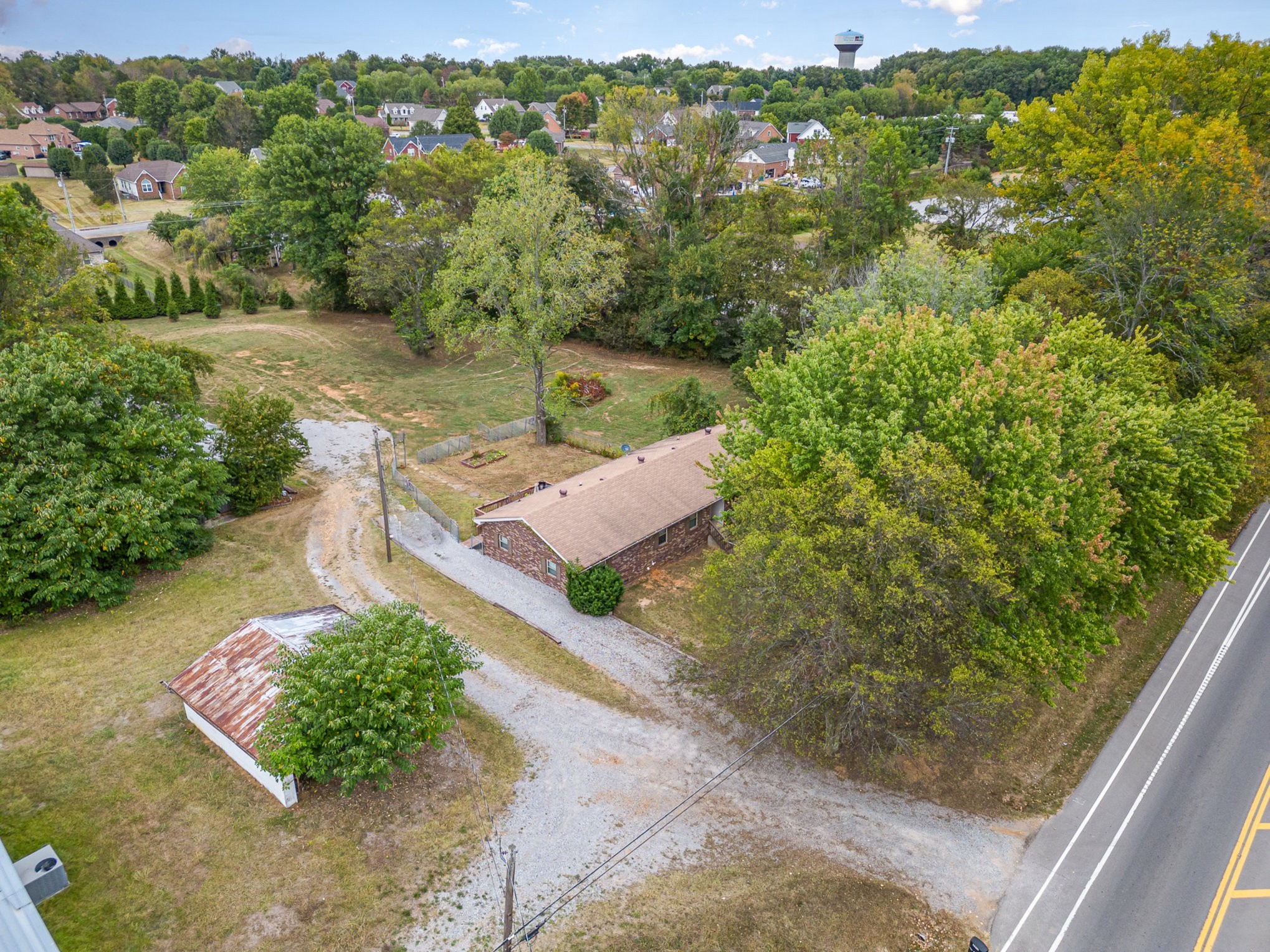 2813 Hwy 31 W Property Photo 1