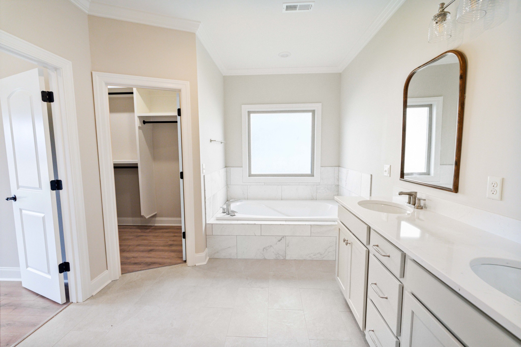 5552 Sinclair St Property Photo 22