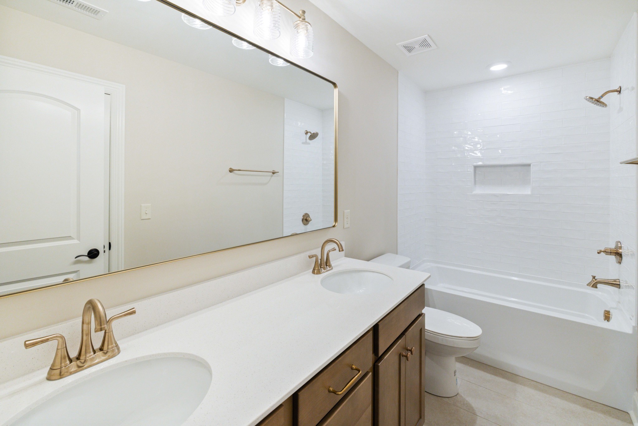 5552 Sinclair St Property Photo 29