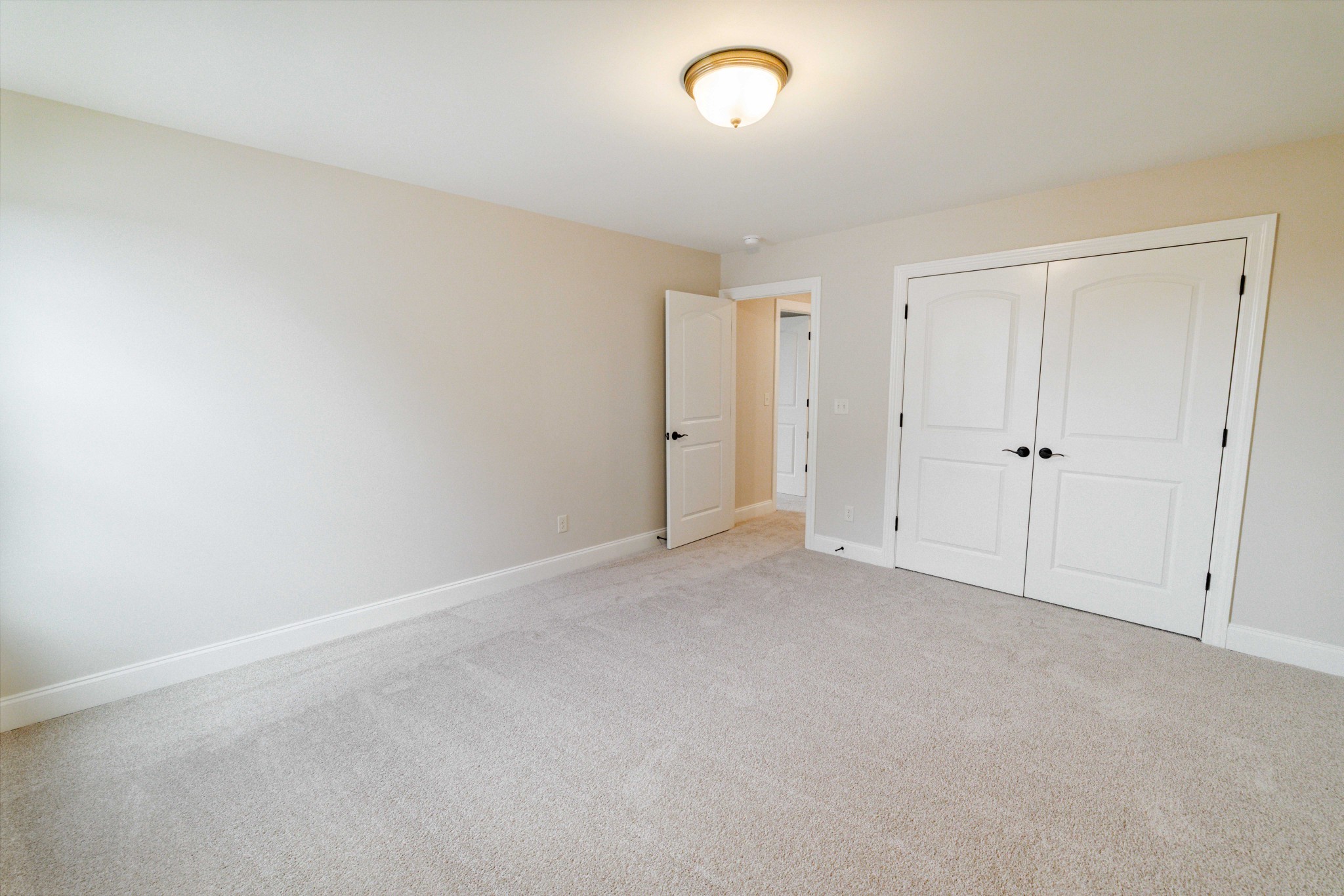 5552 Sinclair St Property Photo 33