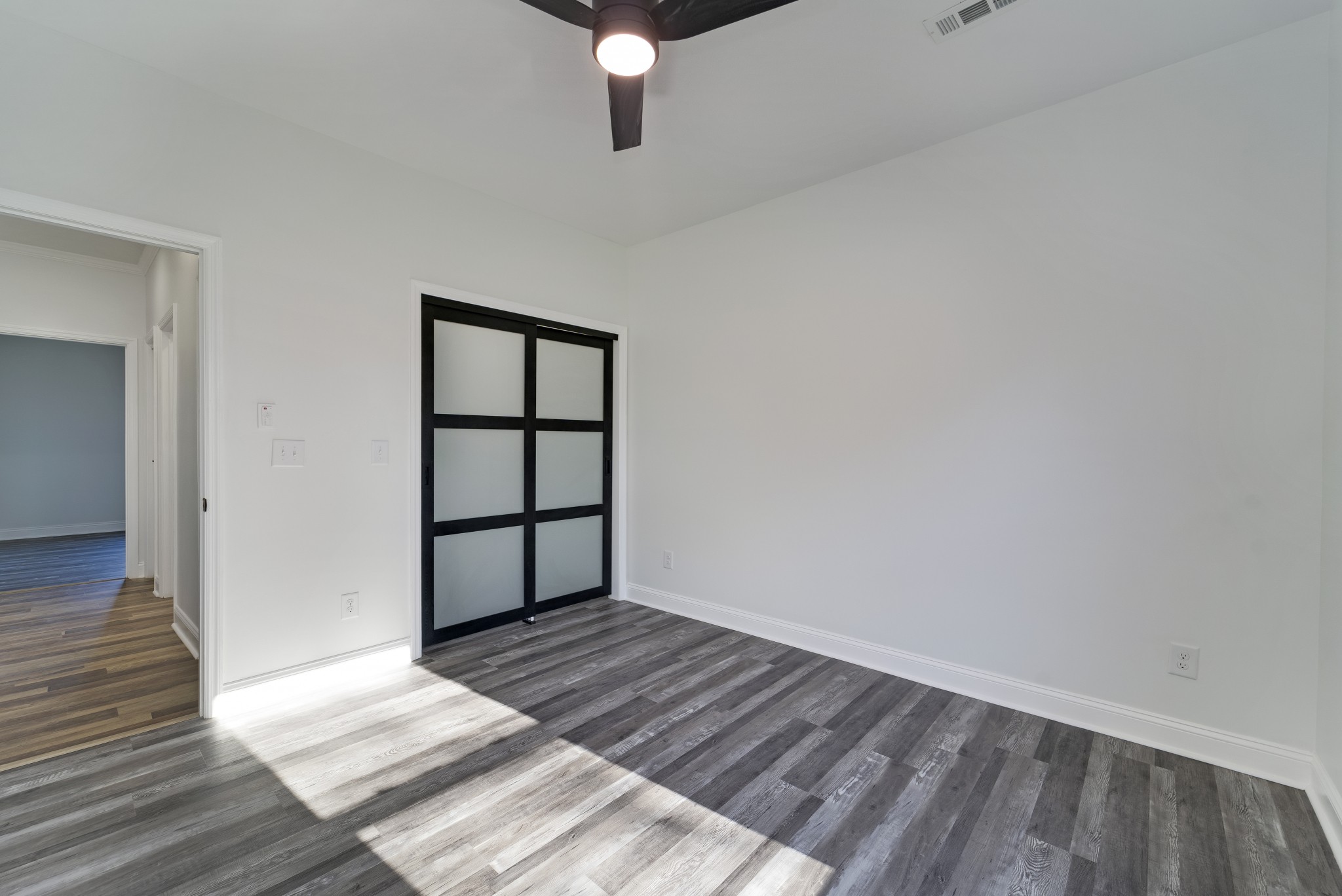 307 Wall St Property Photo 25