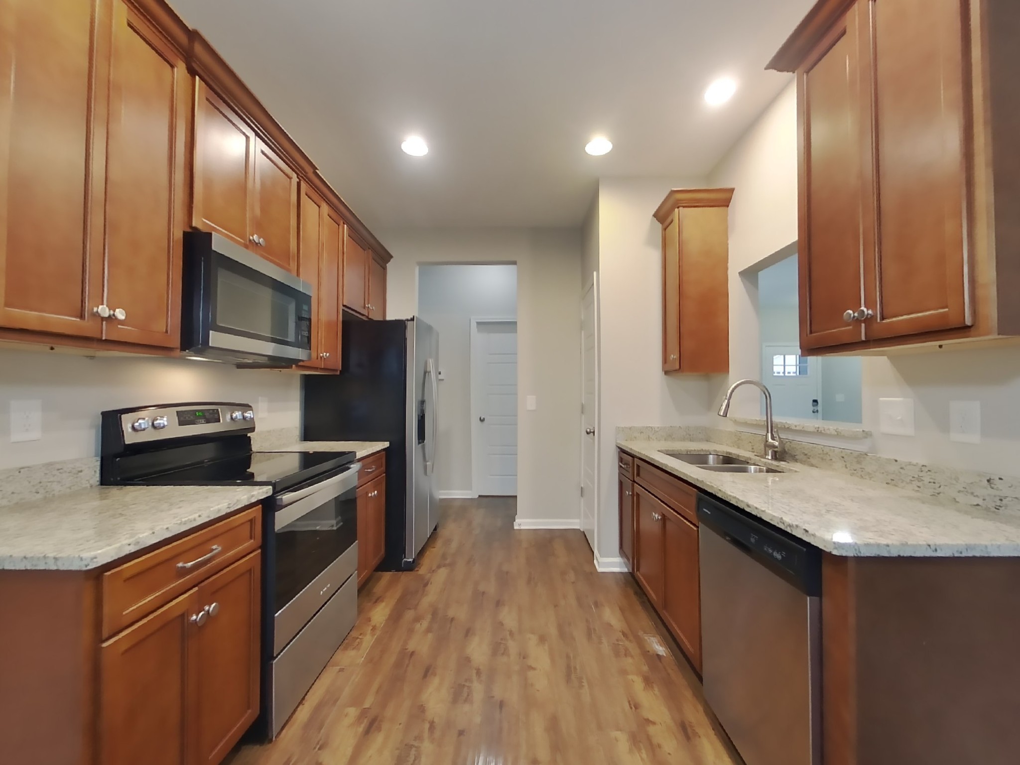 809 Ellyson Dr Property Photo 6