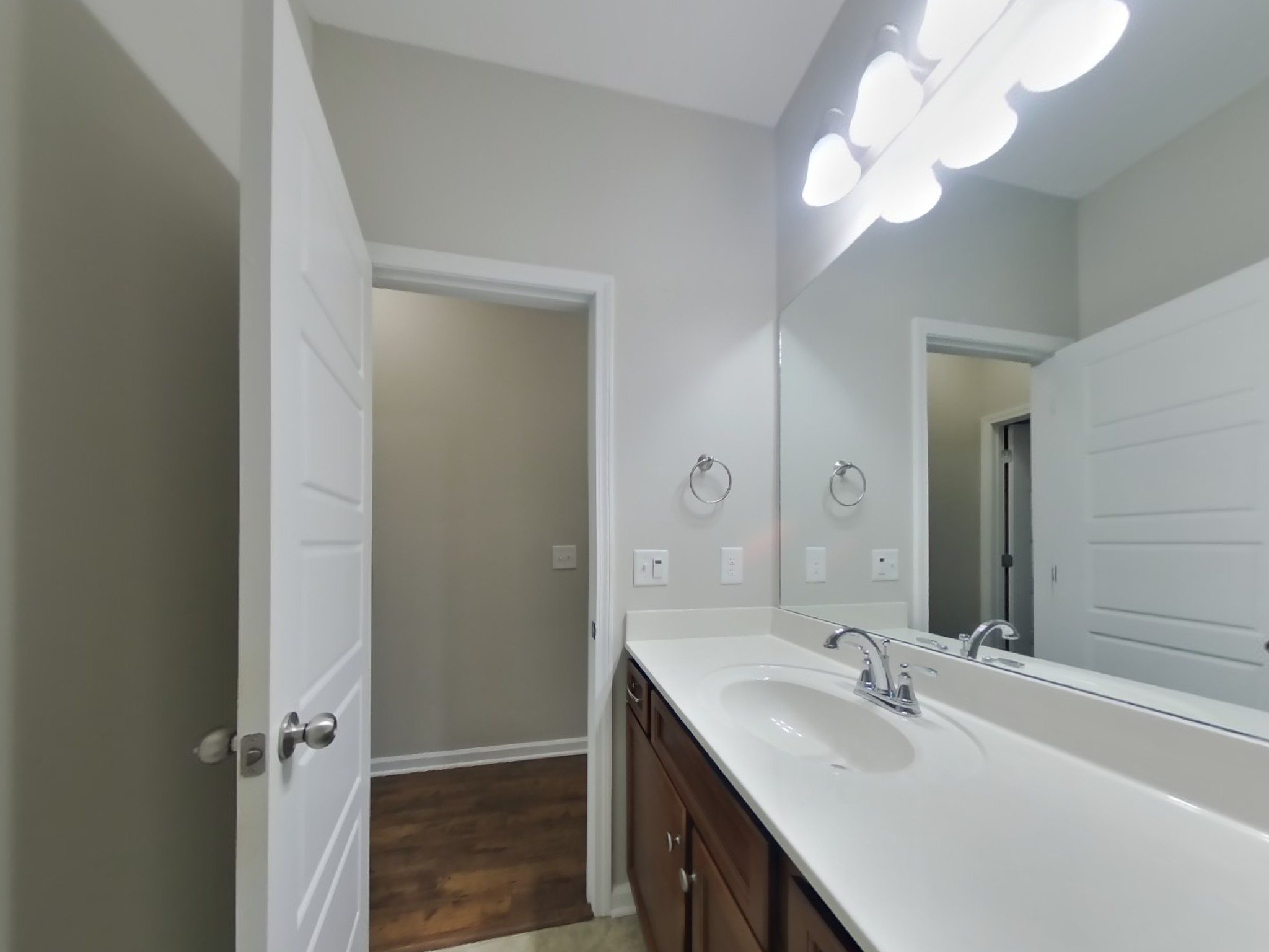 809 Ellyson Dr Property Photo 16