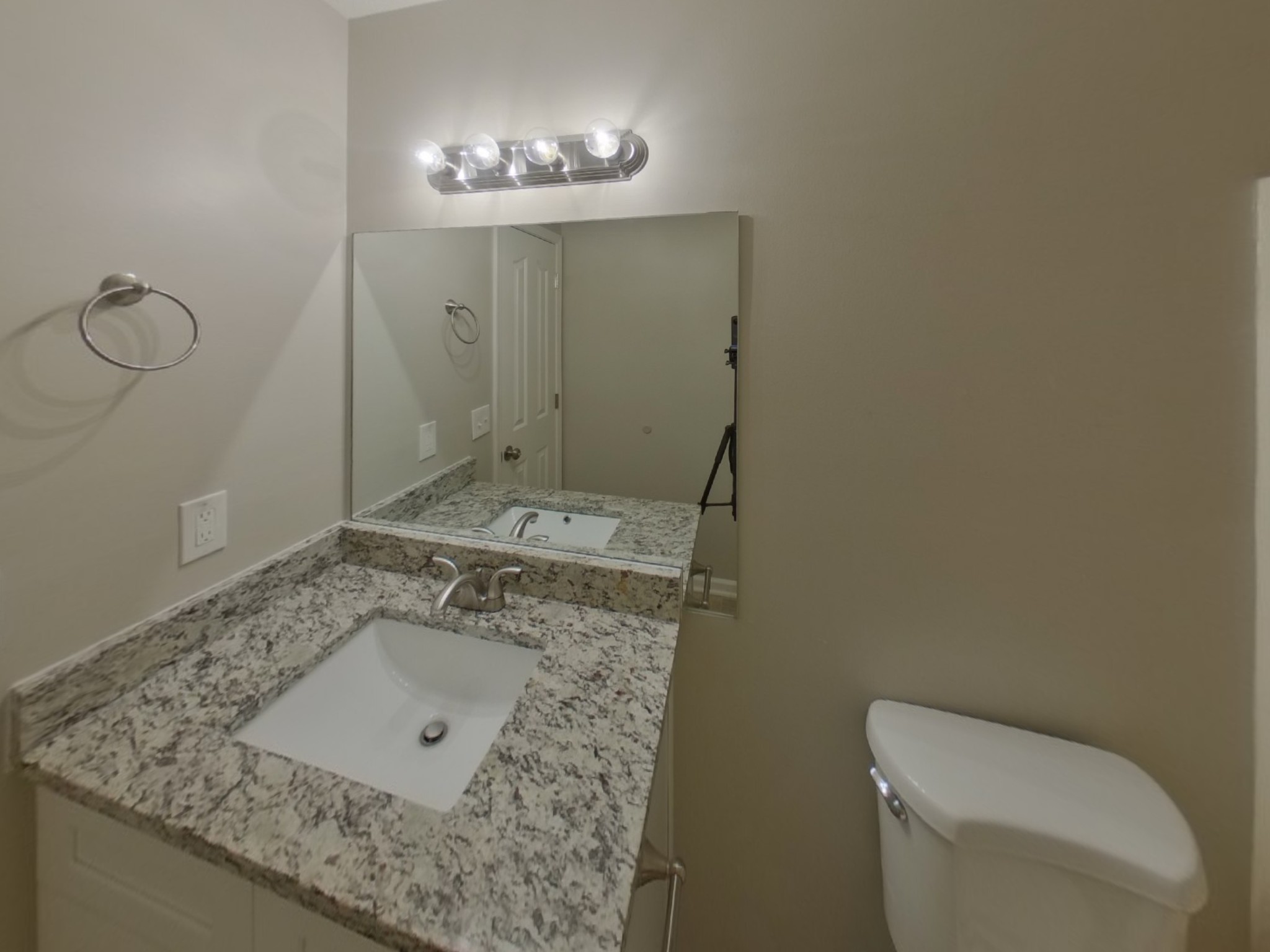 3107 Donard Ct Property Photo 13