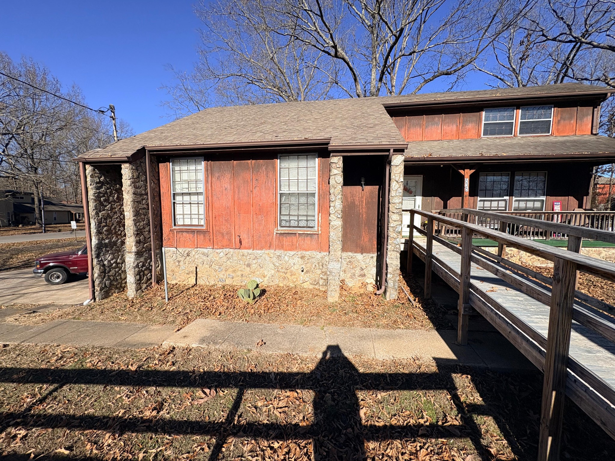 535 Inver Ln Property Photo 1