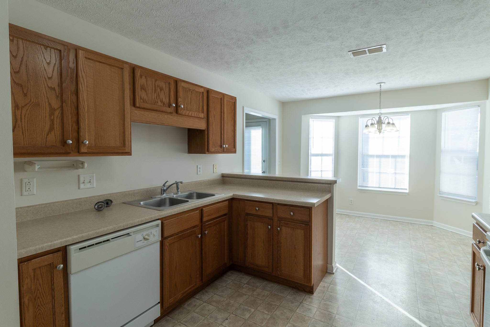 1514 Clifdon Ct Property Photo 8