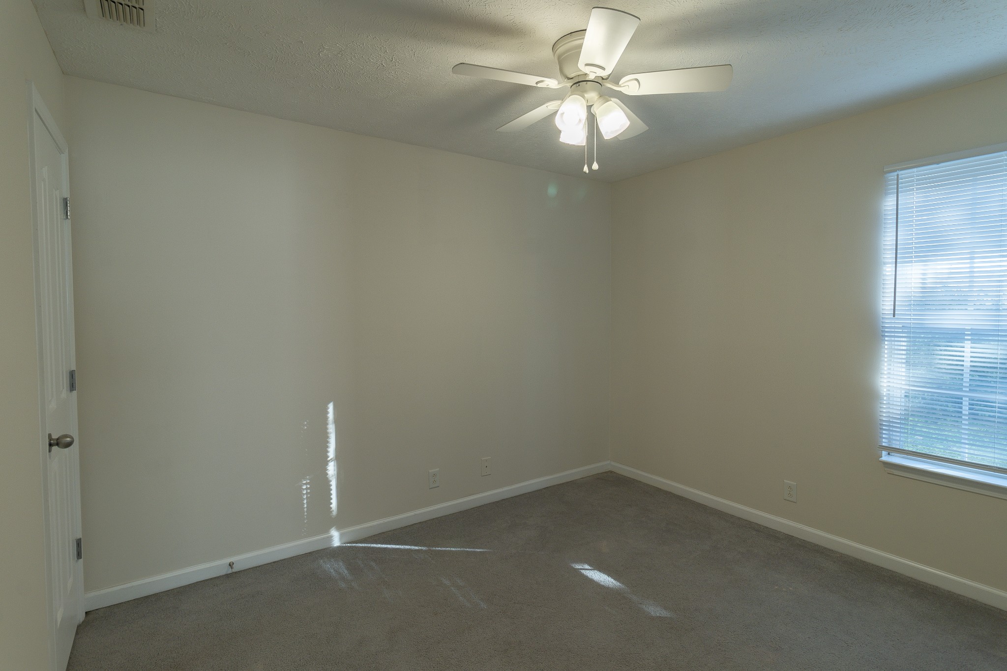 1514 Clifdon Ct Property Photo 11