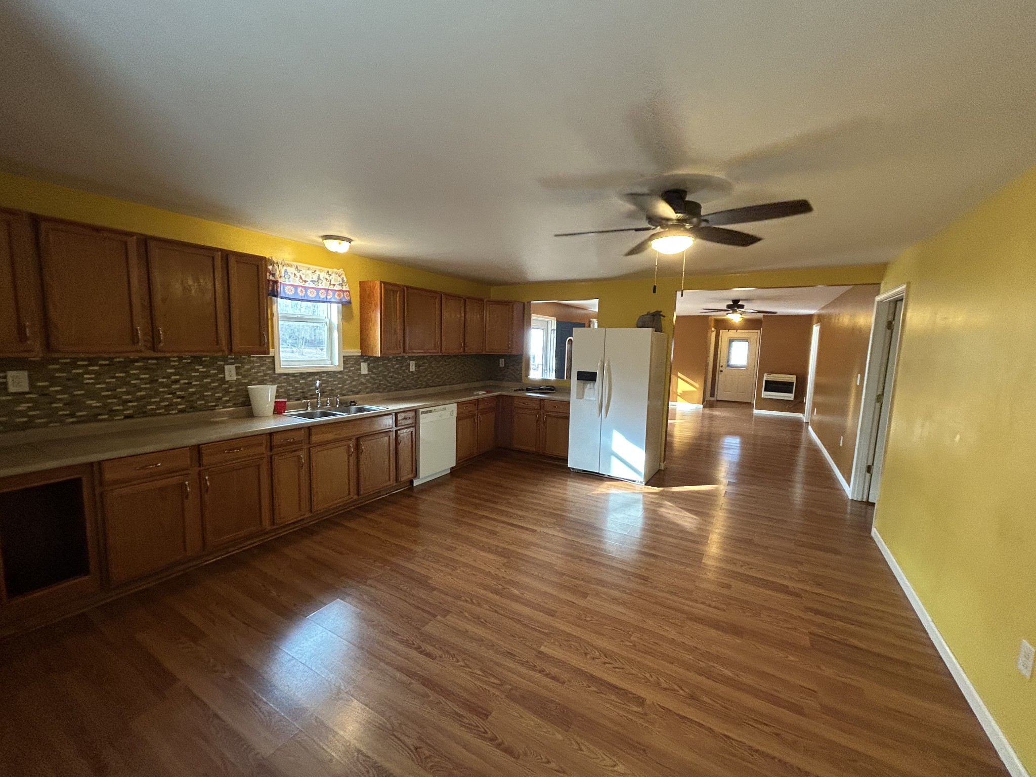 1026 Tom White Rd Property Photo 6