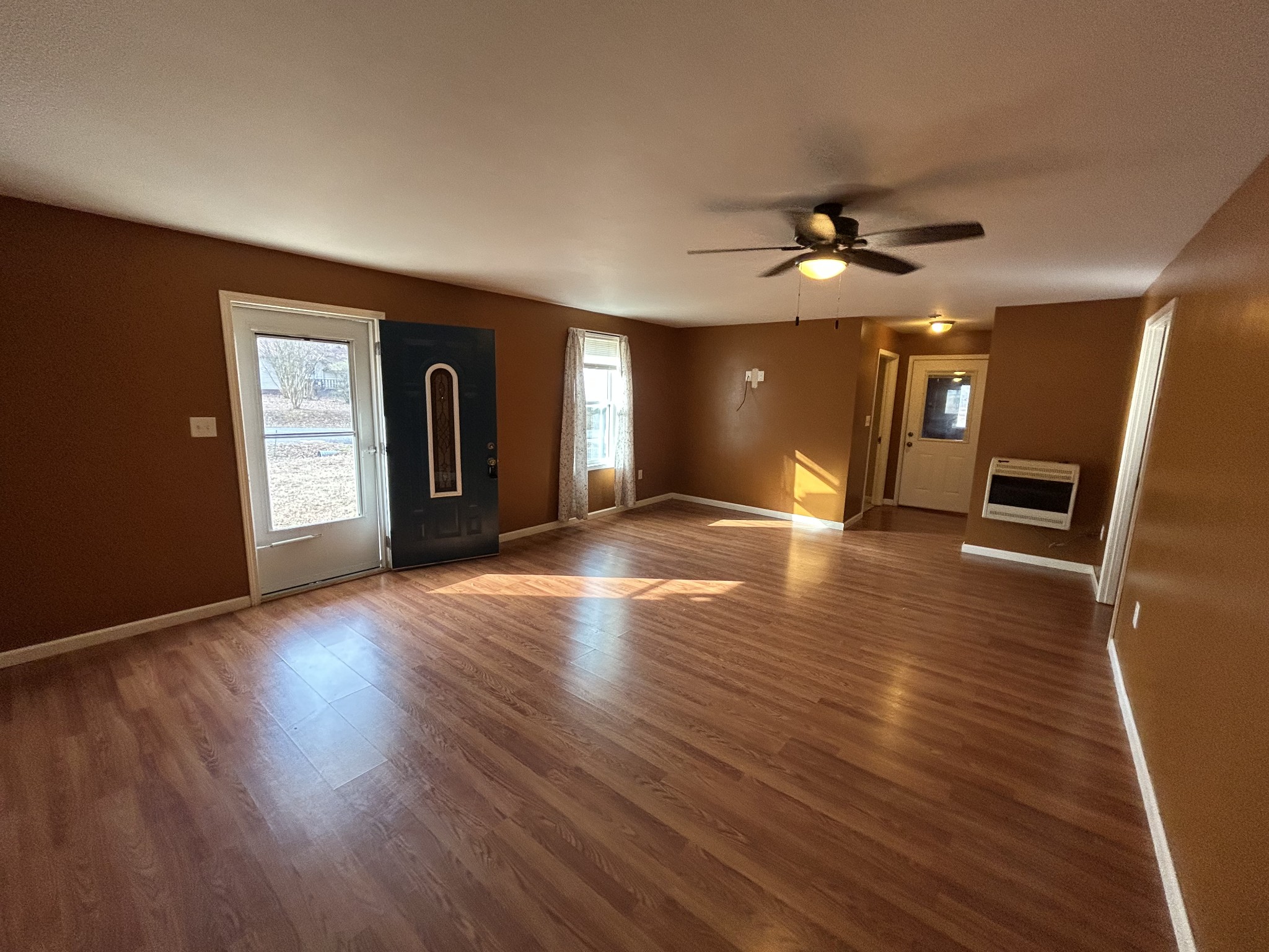 1026 Tom White Rd Property Photo 8