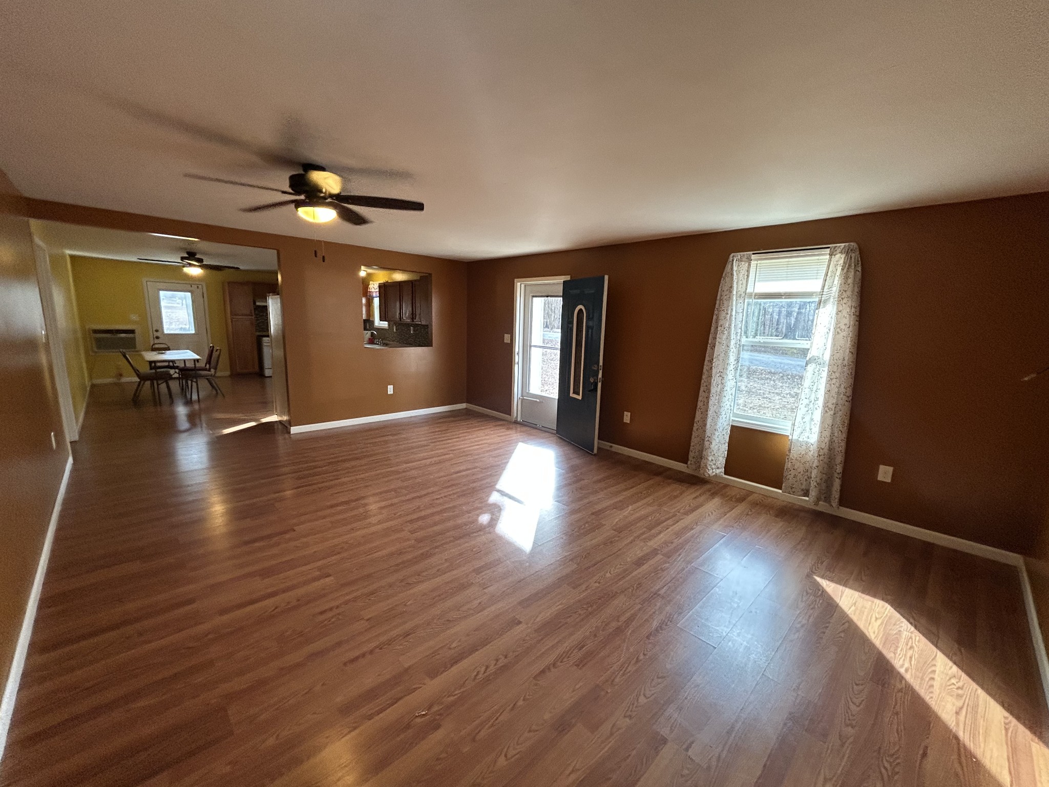 1026 Tom White Rd Property Photo 9