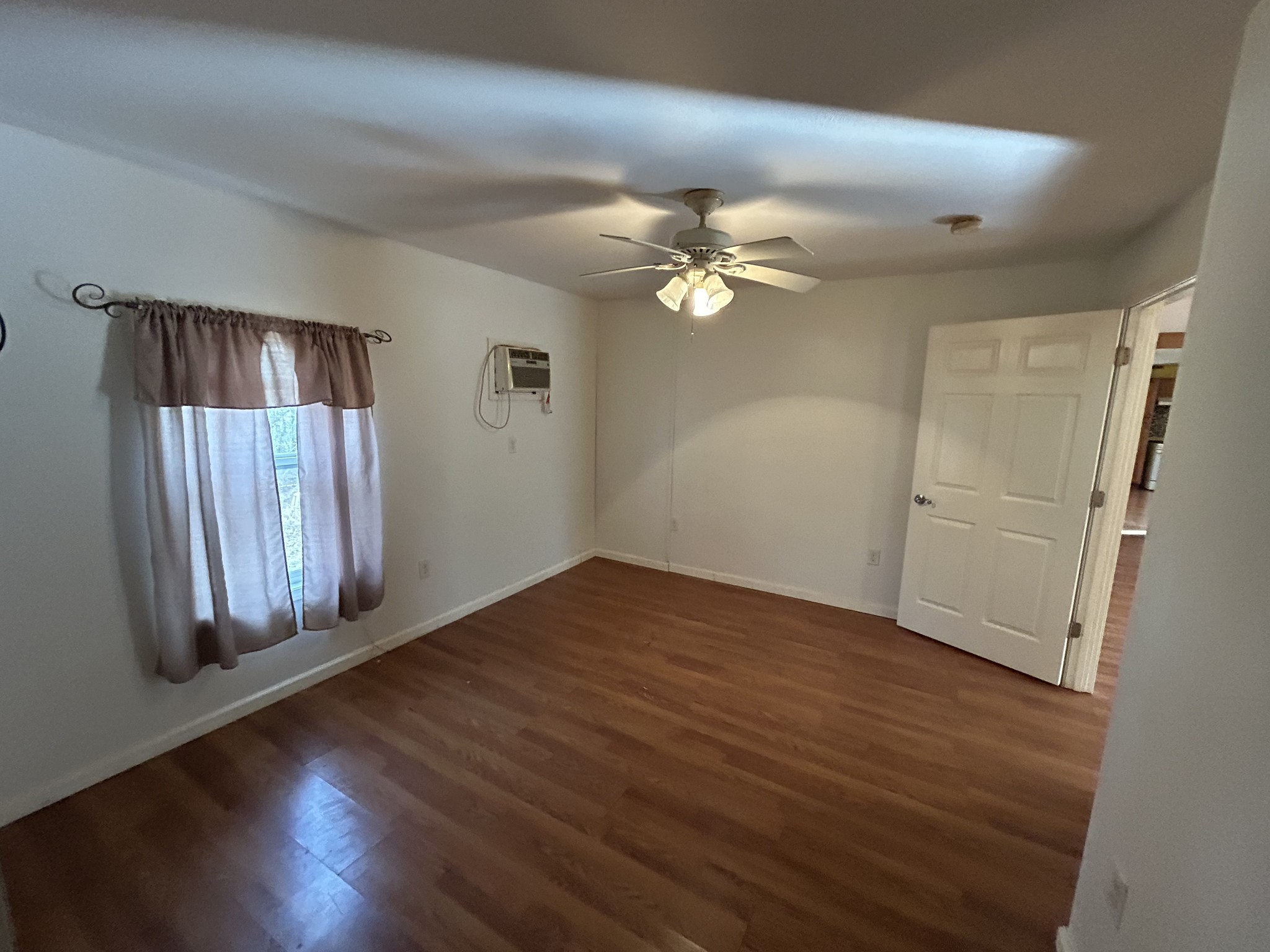 1026 Tom White Rd Property Photo 15