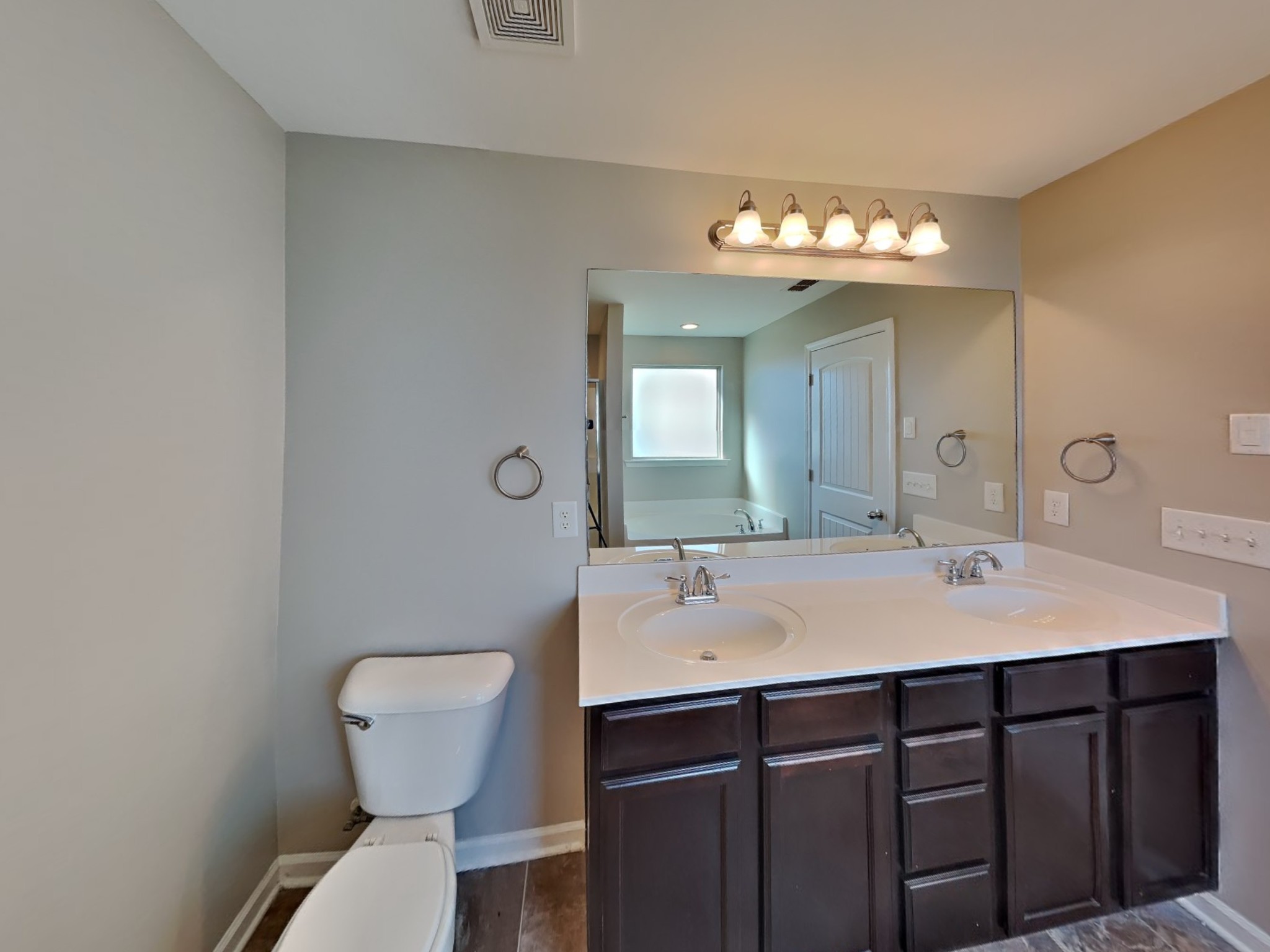 3012 Wesley Rd Property Photo 10
