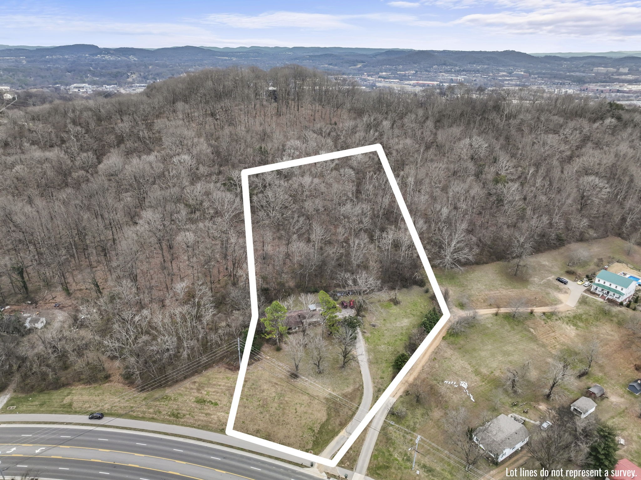 1520 Franklin Rd Property Photo 1