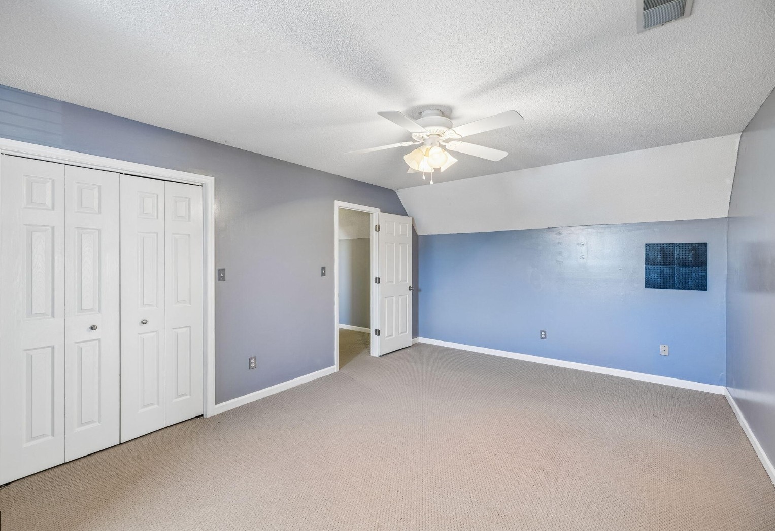 621 Lee Dr Property Photo 22