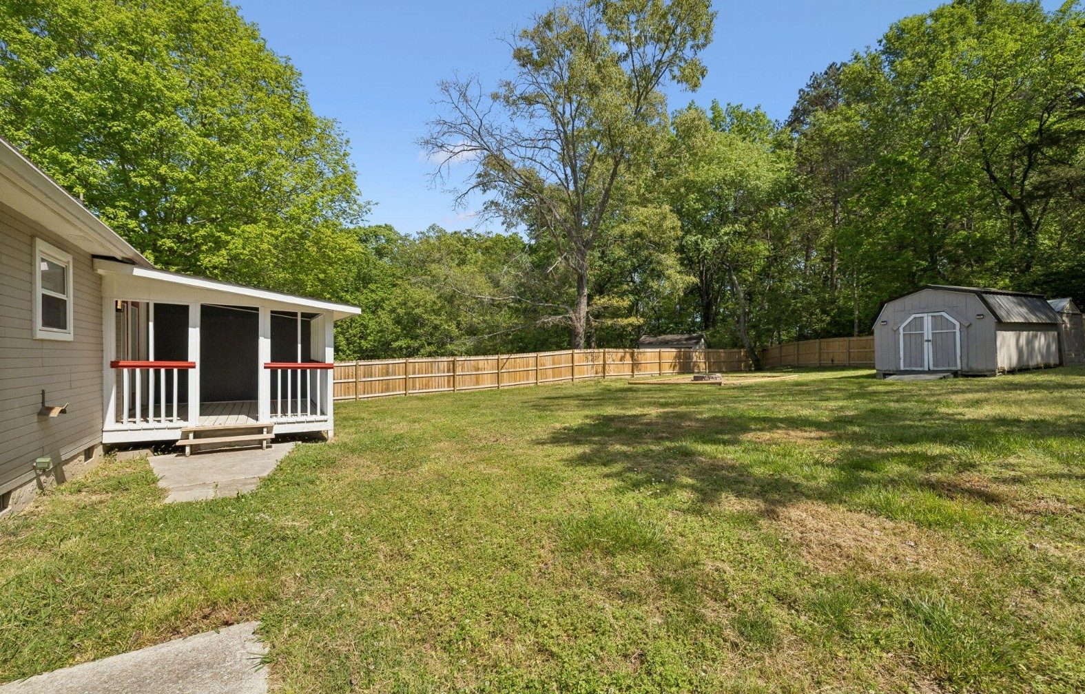 621 Lee Dr Property Photo 32