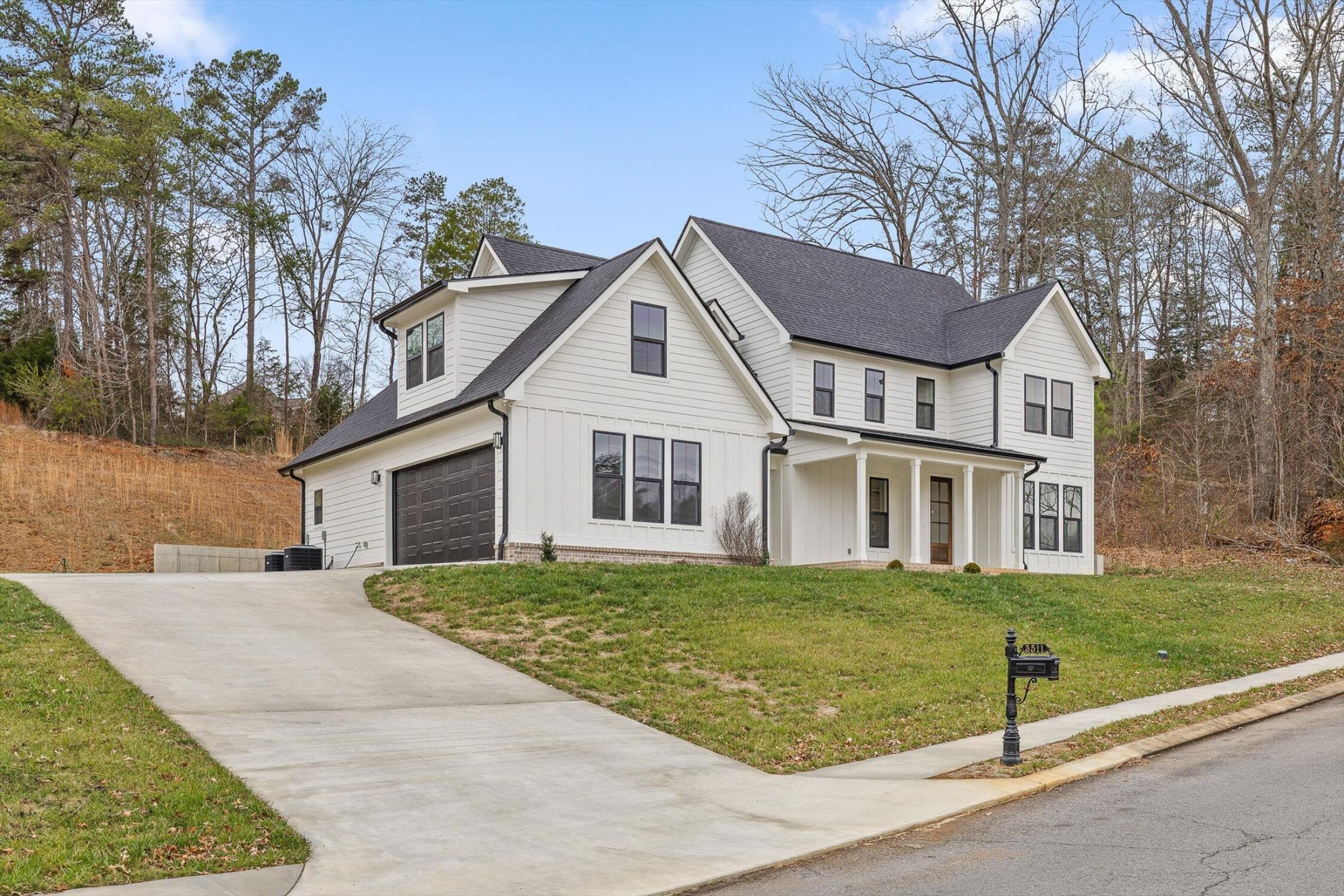 3511 Hawks Creek Drive Property Photo 6