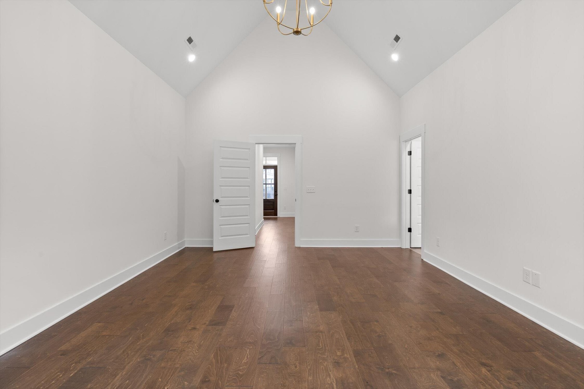 3511 Hawks Creek Drive Property Photo 32